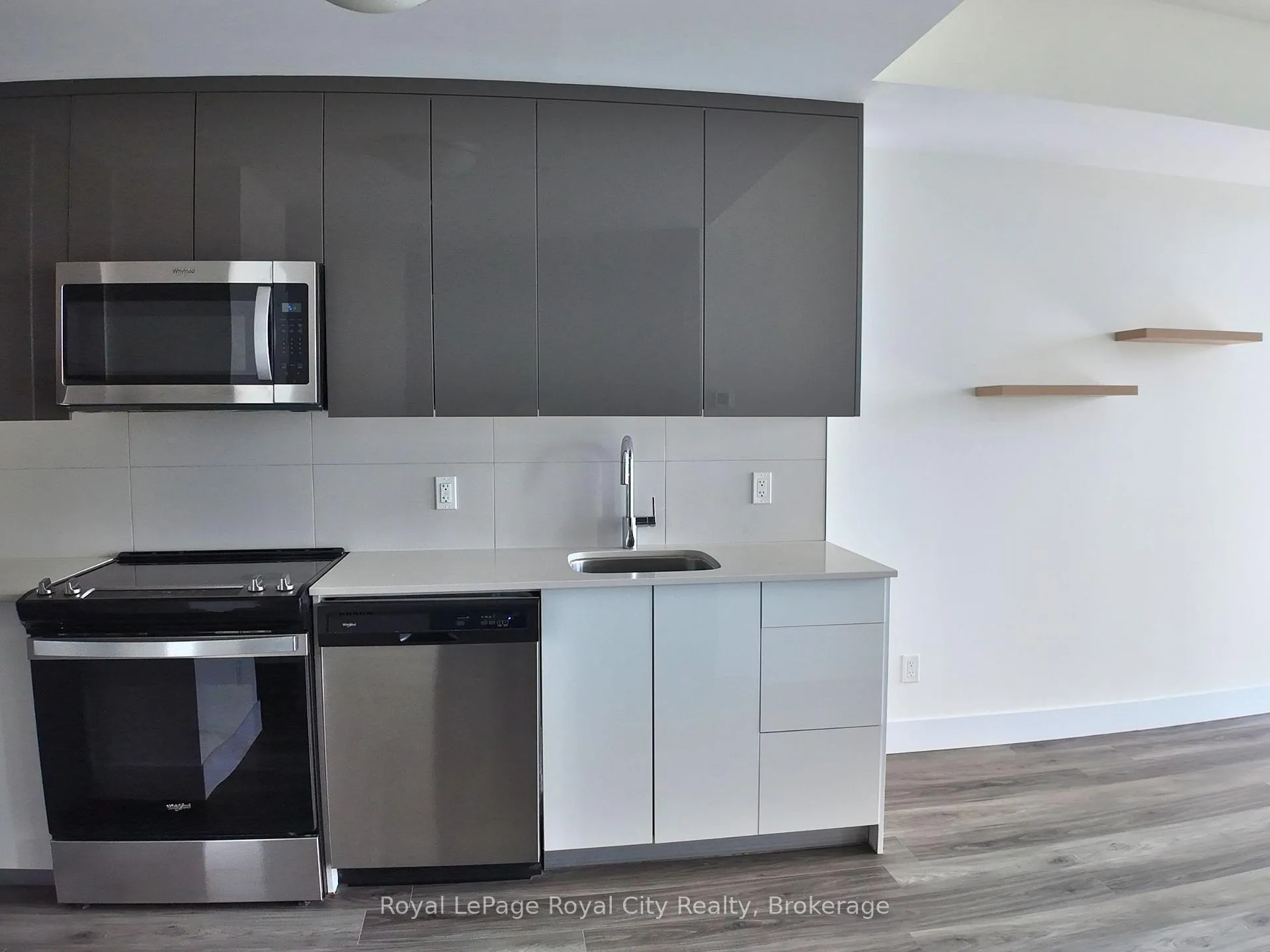 Photo 2 of Unit 3612, 60 Frederick Street, Kitchener, City Commercial Core — HOMEH