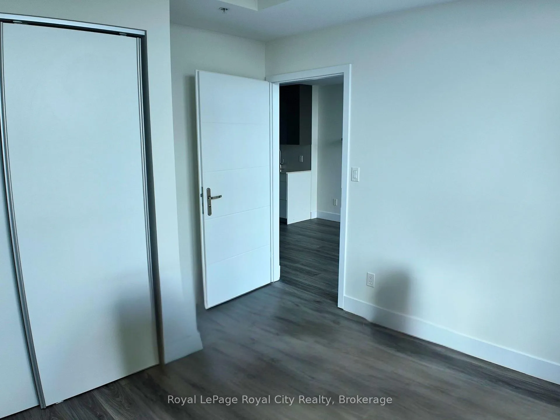 Photo 10 of Unit 3612, 60 Frederick Street, Kitchener, City Commercial Core — HOMEH