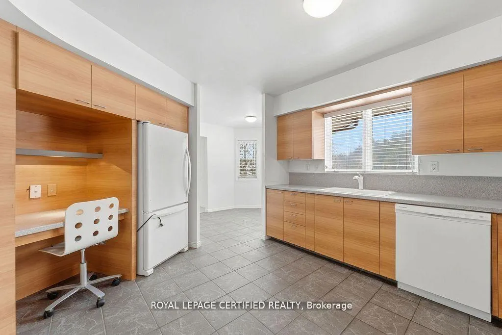 Photo 20 of 103 Sibbald Crescent, Georgina, Sutton & Jackson's Point — HOMEH