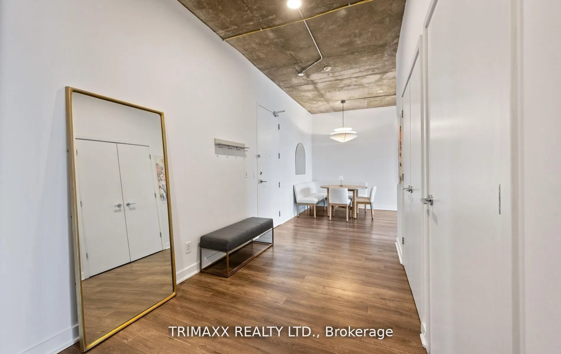 Photo 14 of Unit 403, 60 Bathurst Street, Toronto, Niagara — HOMEH