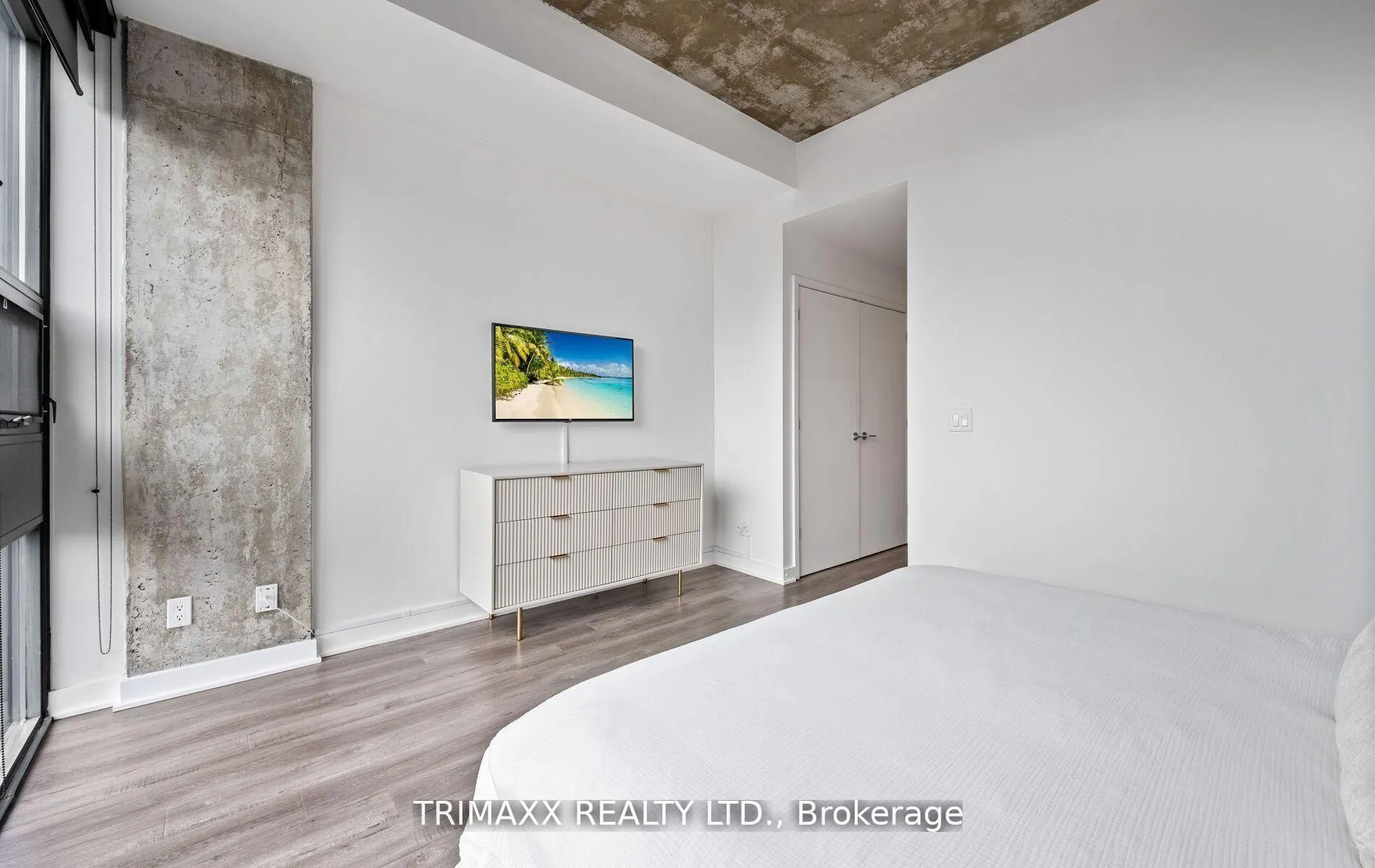 Photo 20 of Unit 403, 60 Bathurst Street, Toronto, Niagara — HOMEH