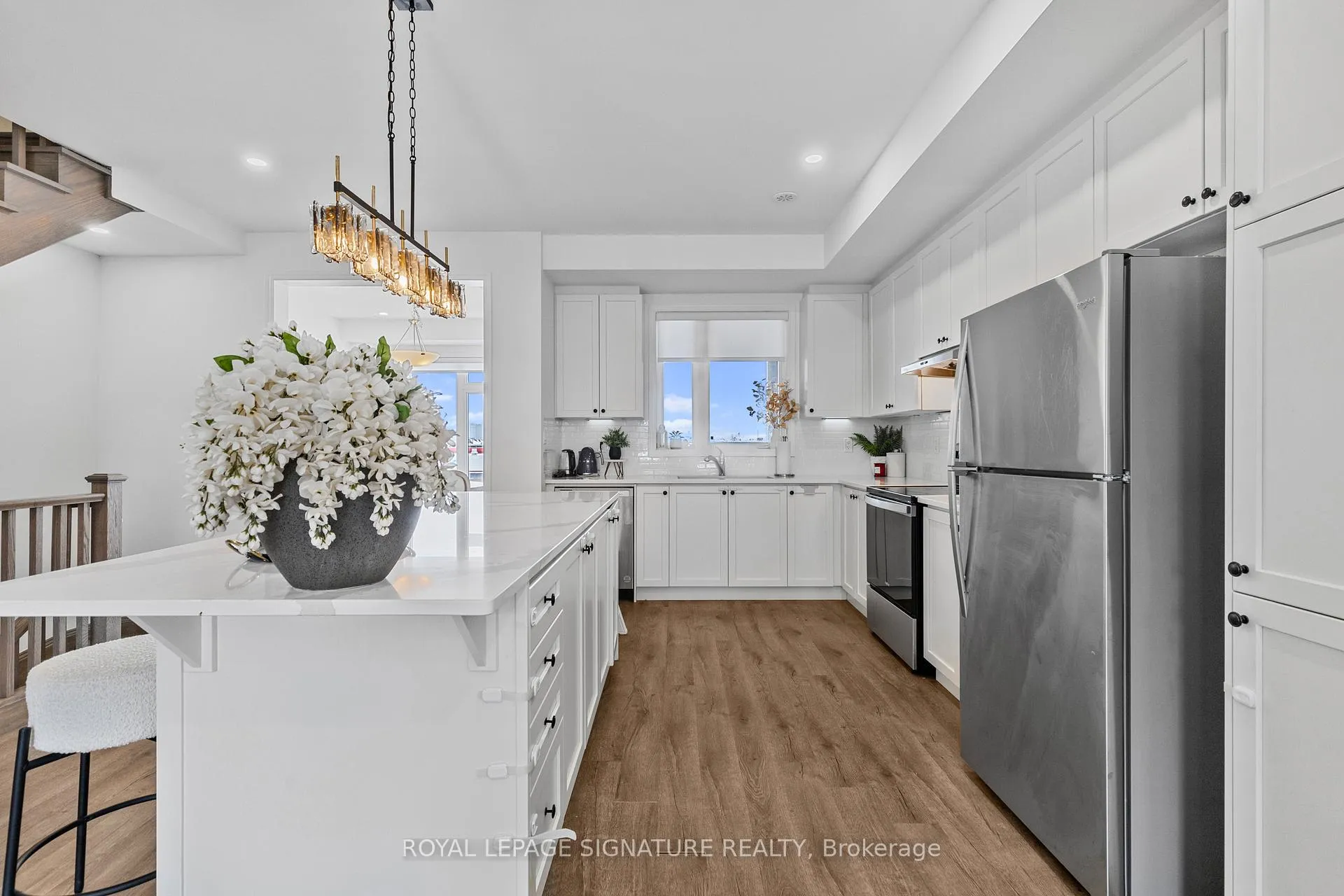 Photo 15 of 158 Keppel Circle, Brampton, Northwest Brampton — HOMEH
