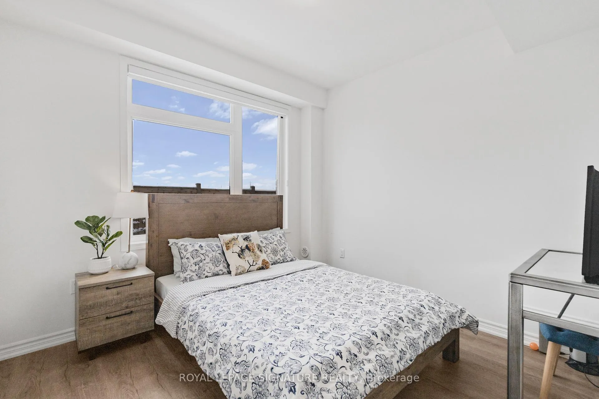 Photo 32 of 158 Keppel Circle, Brampton, Northwest Brampton — HOMEH