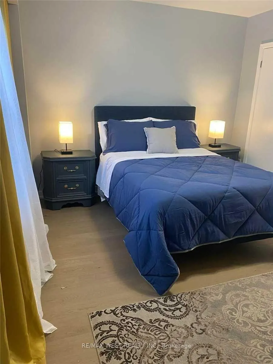 Photo 13 of 354 Marlee Avenue, North York, Yorkdale-Glen Park — HOMEH