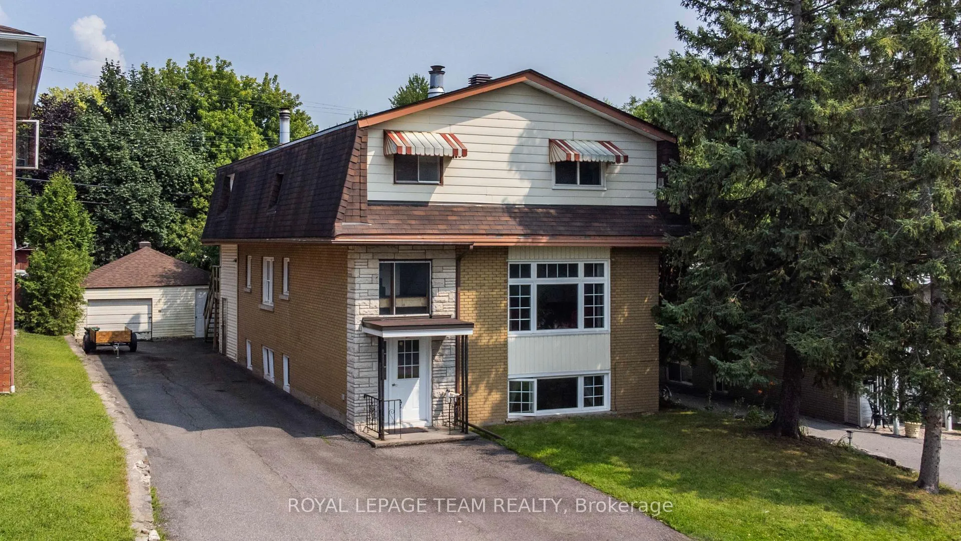 Photo 1 of Unit 2, 151 Granville Street, Ottawa, Vanier — HOMEH