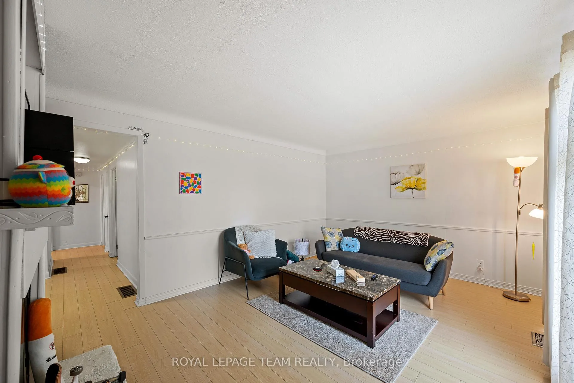 Photo 4 of Unit 2, 151 Granville Street, Ottawa, Vanier — HOMEH