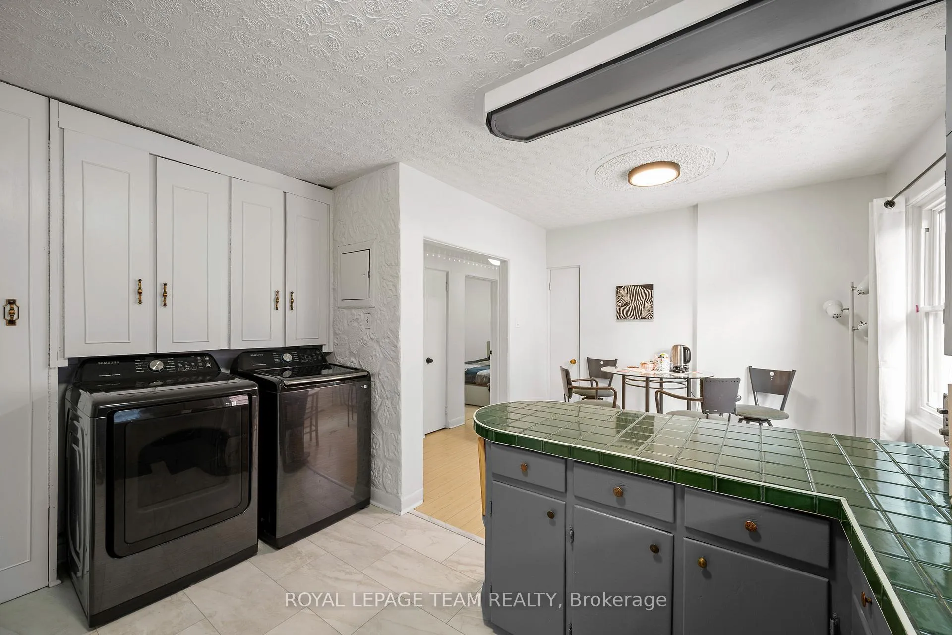 Photo 8 of Unit 2, 151 Granville Street, Ottawa, Vanier — HOMEH