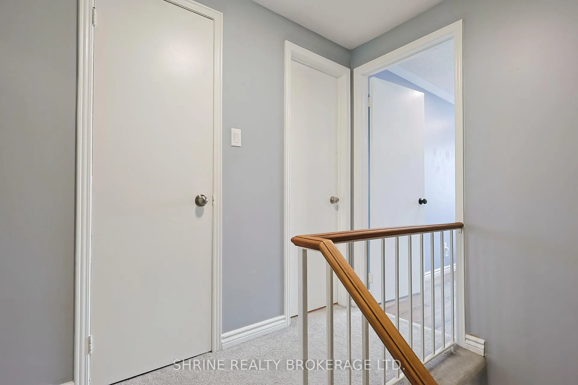 Photo 27 of 122 Andover Drive, London, South N — HOMEH