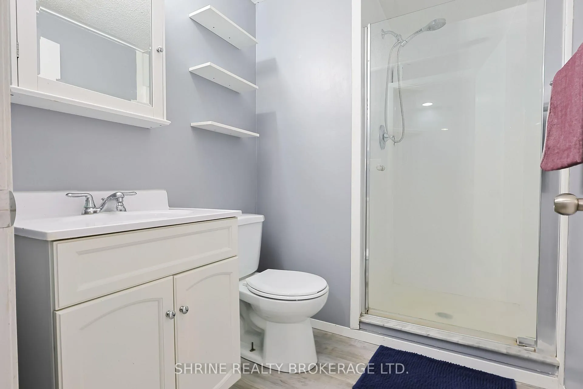 Photo 32 of 122 Andover Drive, London, South N — HOMEH