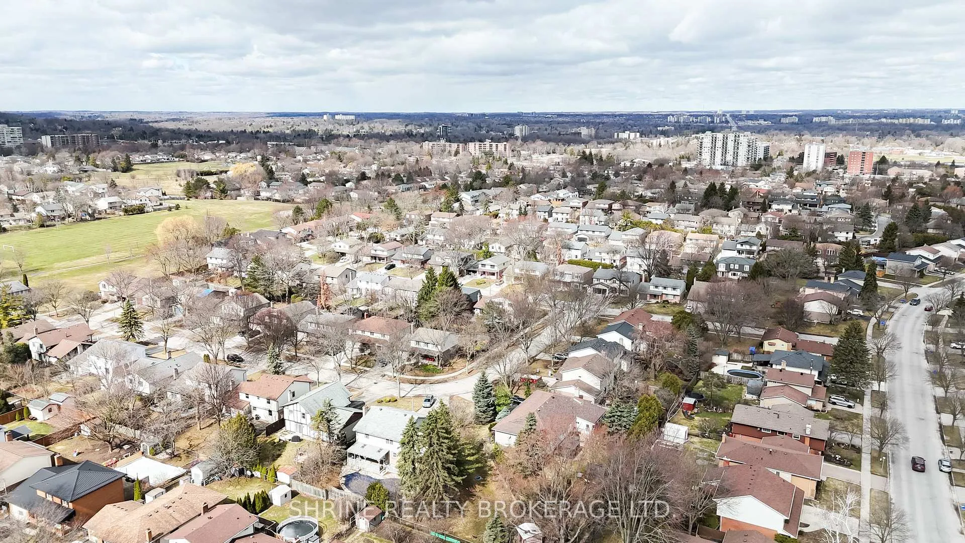 Photo 48 of 122 Andover Drive, London, South N — HOMEH