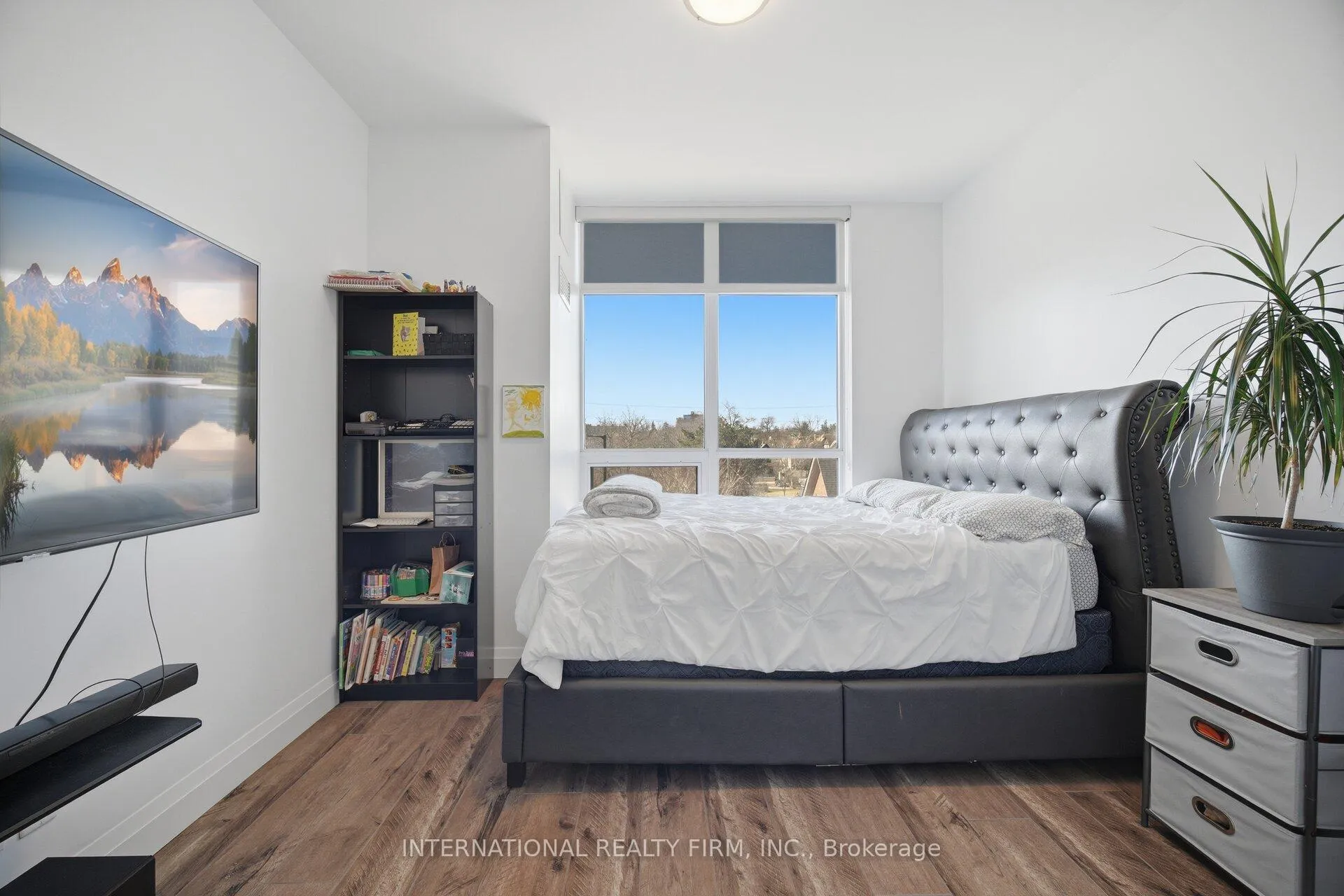 Photo 13 of Unit 211, 399 Queen Street S, Kitchener, Cedar Hill — HOMEH