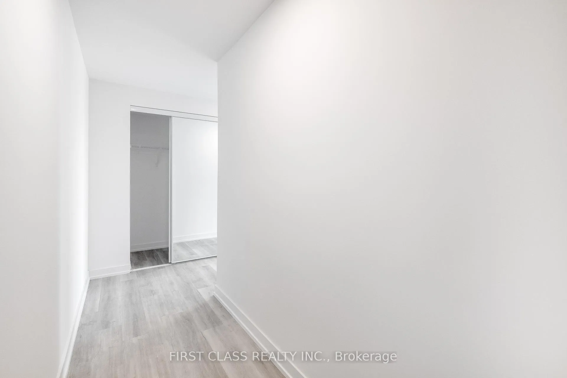 Photo 3 of Unit Ph02, 28 Eastern Avenue, Toronto, Moss Park — HOMEH