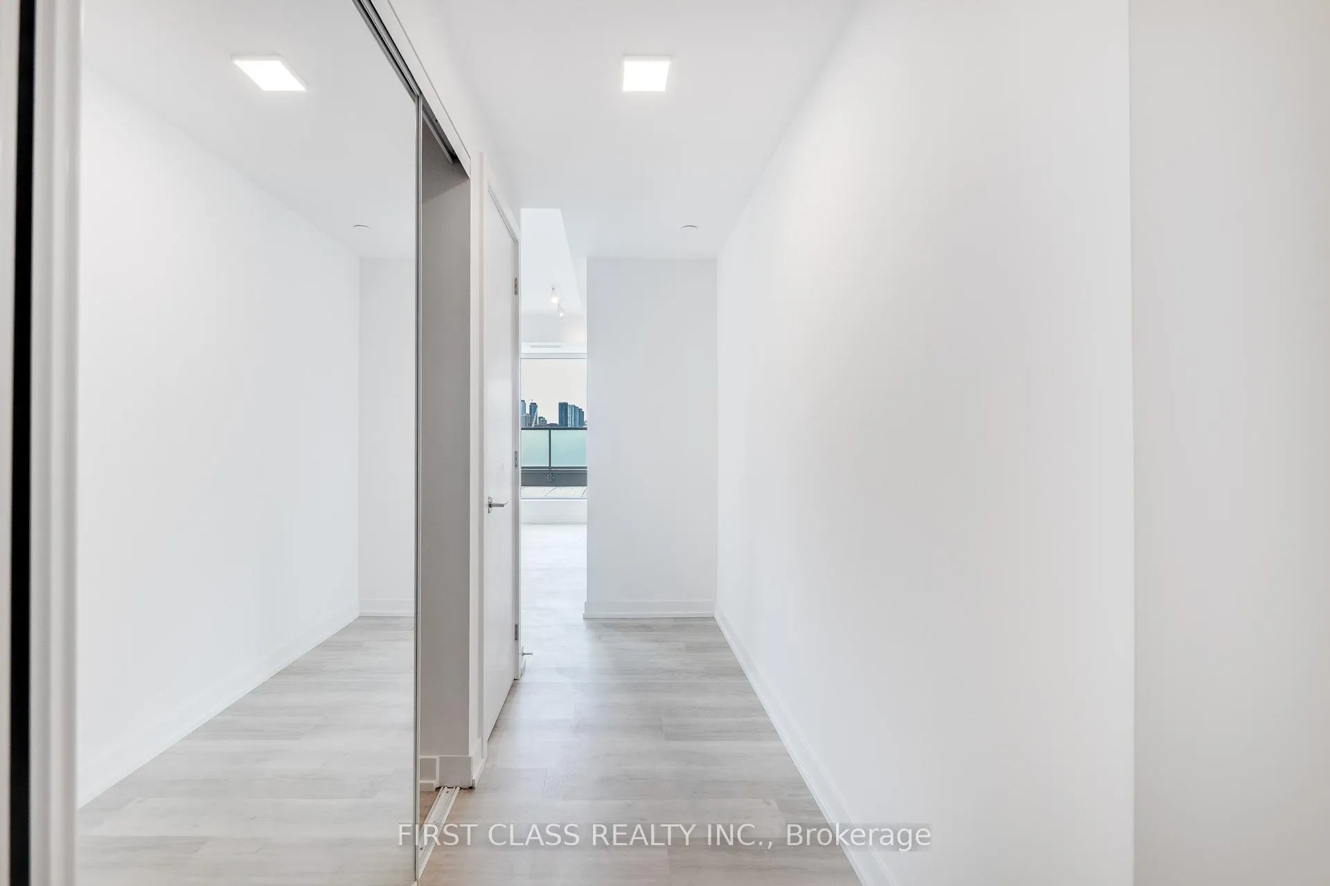 Photo 4 of Unit Ph02, 28 Eastern Avenue, Toronto, Moss Park — HOMEH