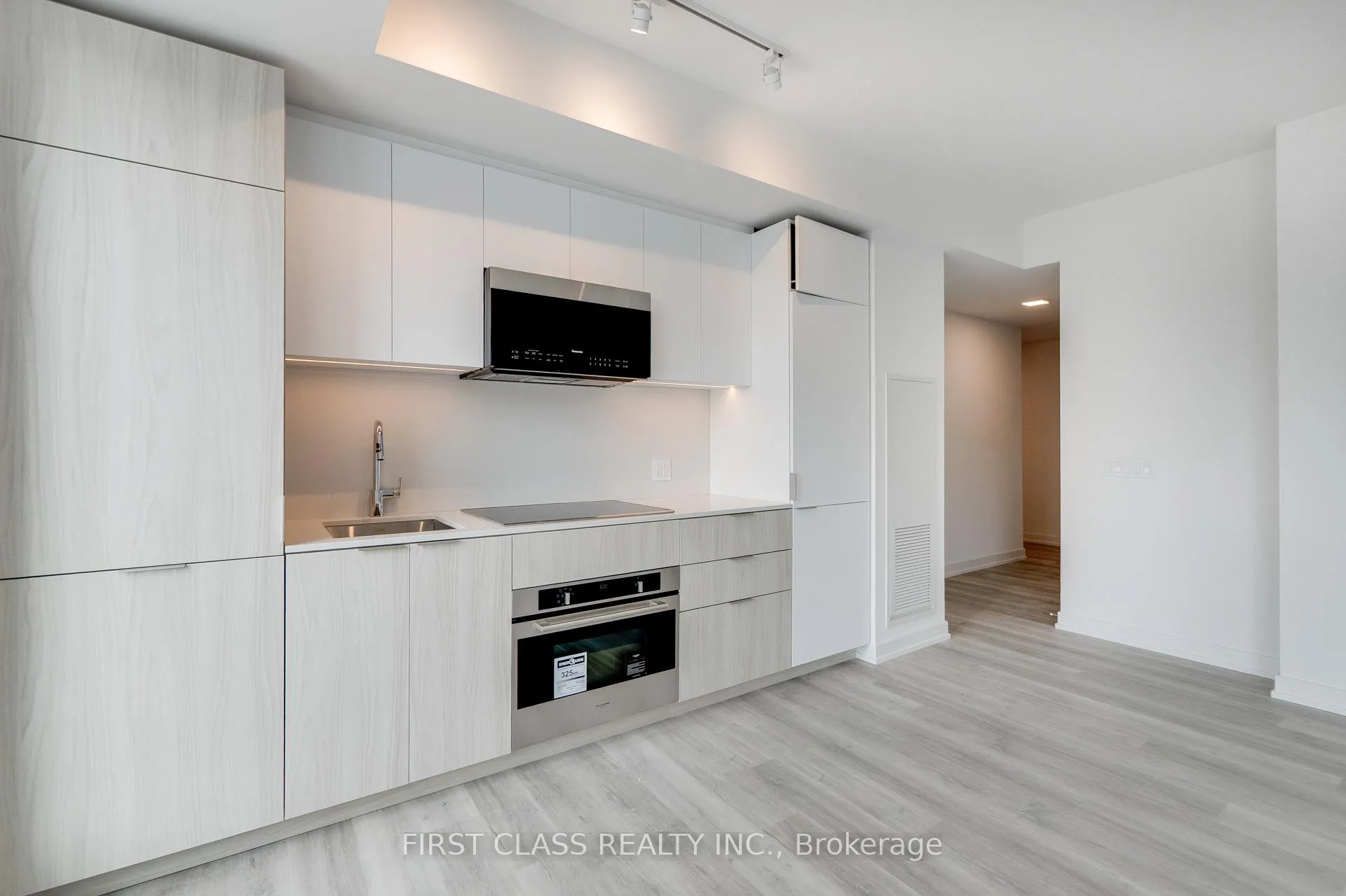 Photo 10 of Unit Ph02, 28 Eastern Avenue, Toronto, Moss Park — HOMEH