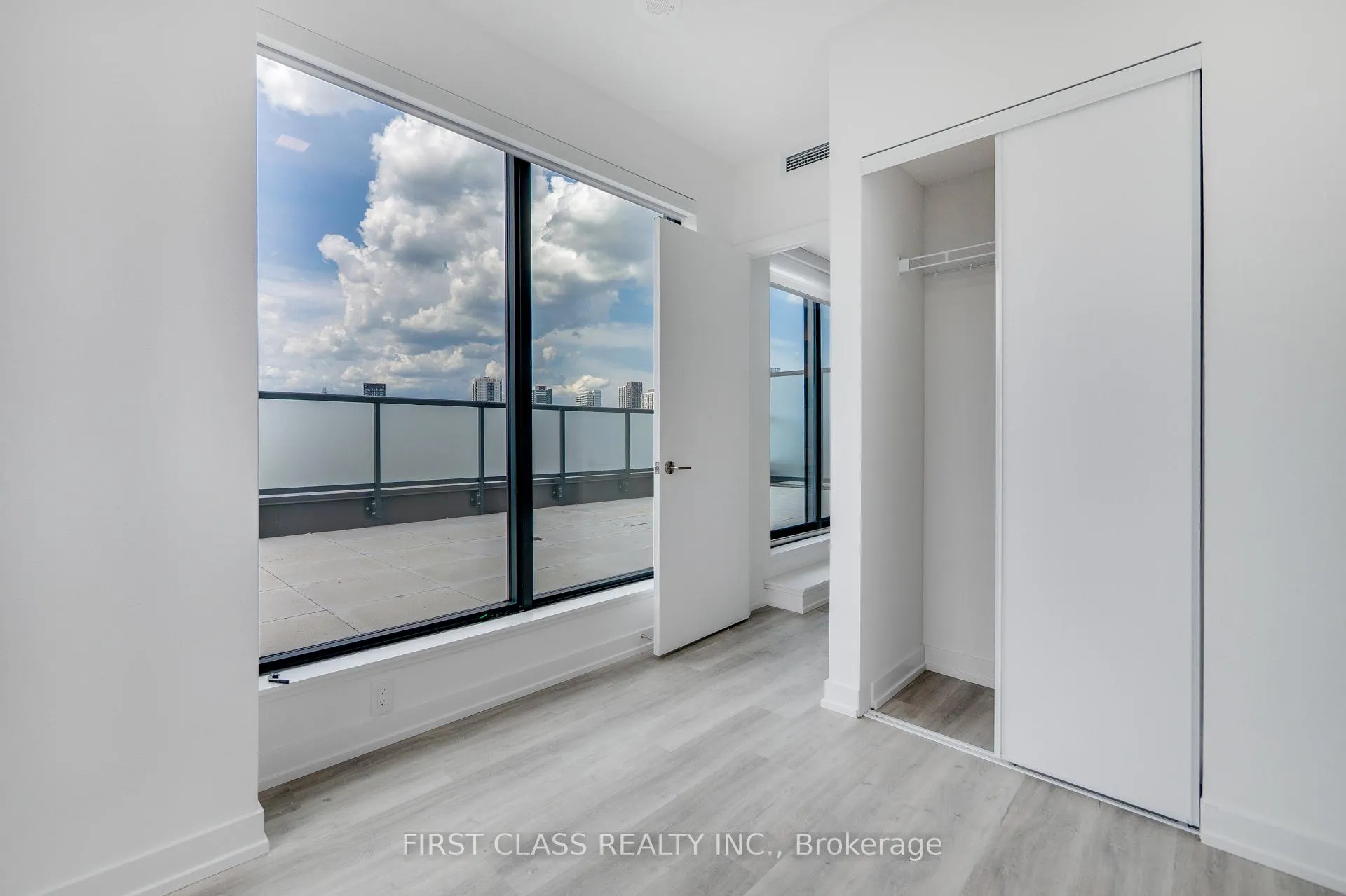 Photo 24 of Unit Ph02, 28 Eastern Avenue, Toronto, Moss Park — HOMEH