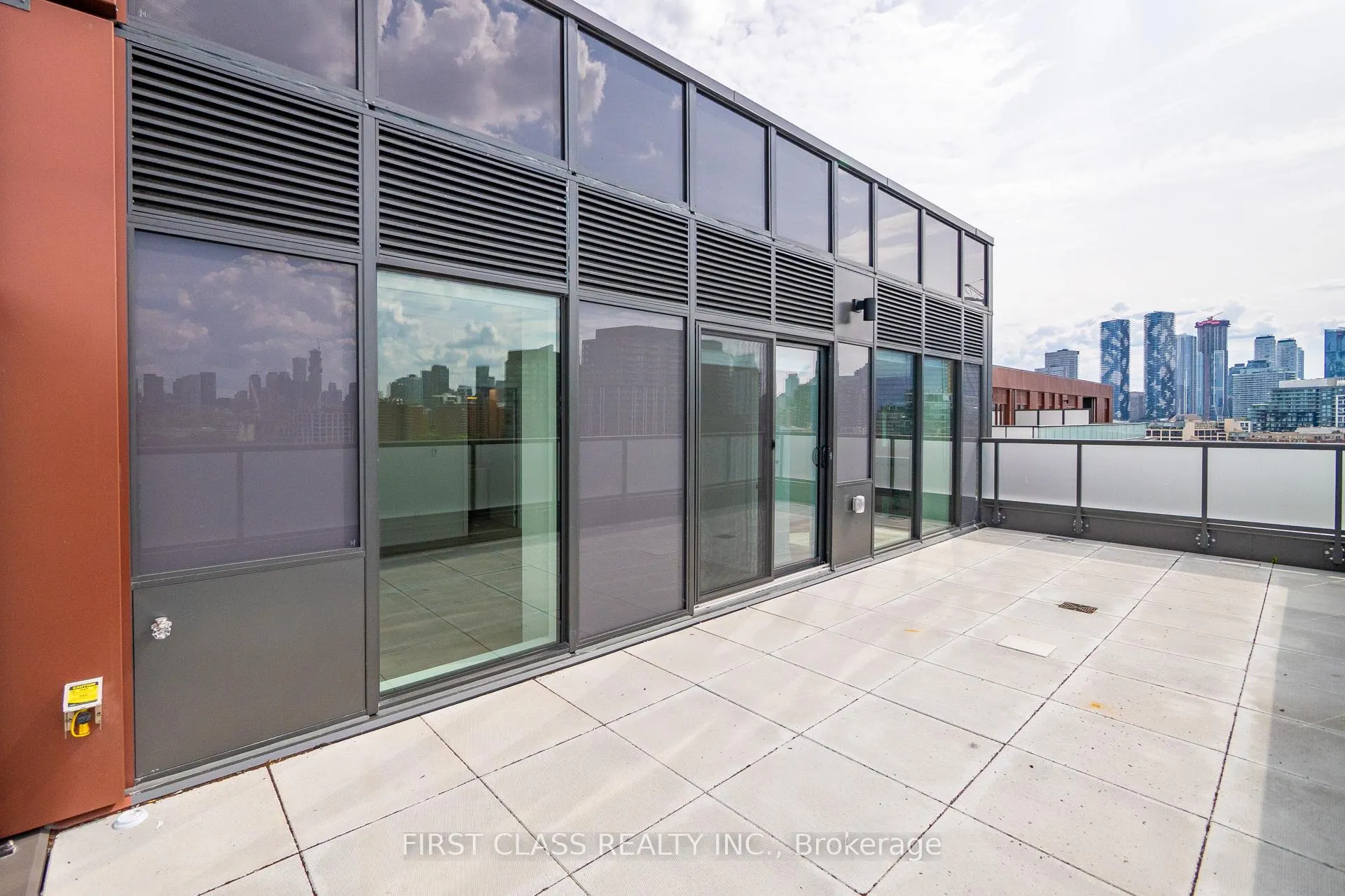 Photo 28 of Unit Ph02, 28 Eastern Avenue, Toronto, Moss Park — HOMEH