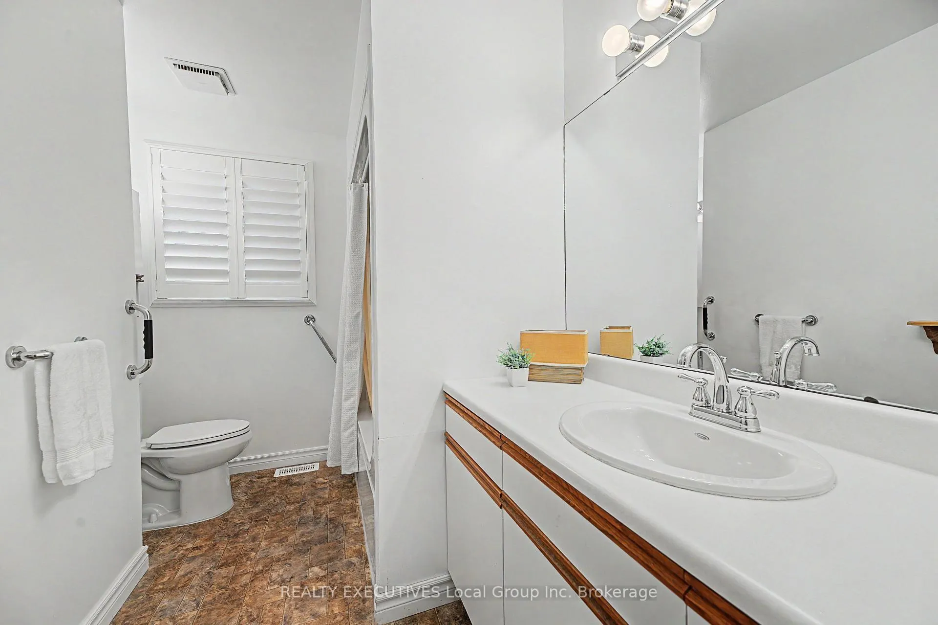 Photo 20 of 669 Bromley Avenue, North Bay, Widdifield — HOMEH