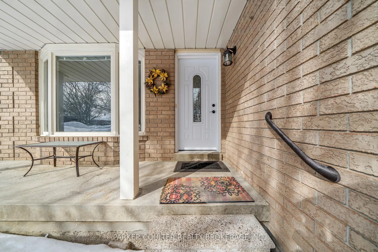 Photo 3 of 82 Barre Drive, Barrie, Painswick North — HOMEH
