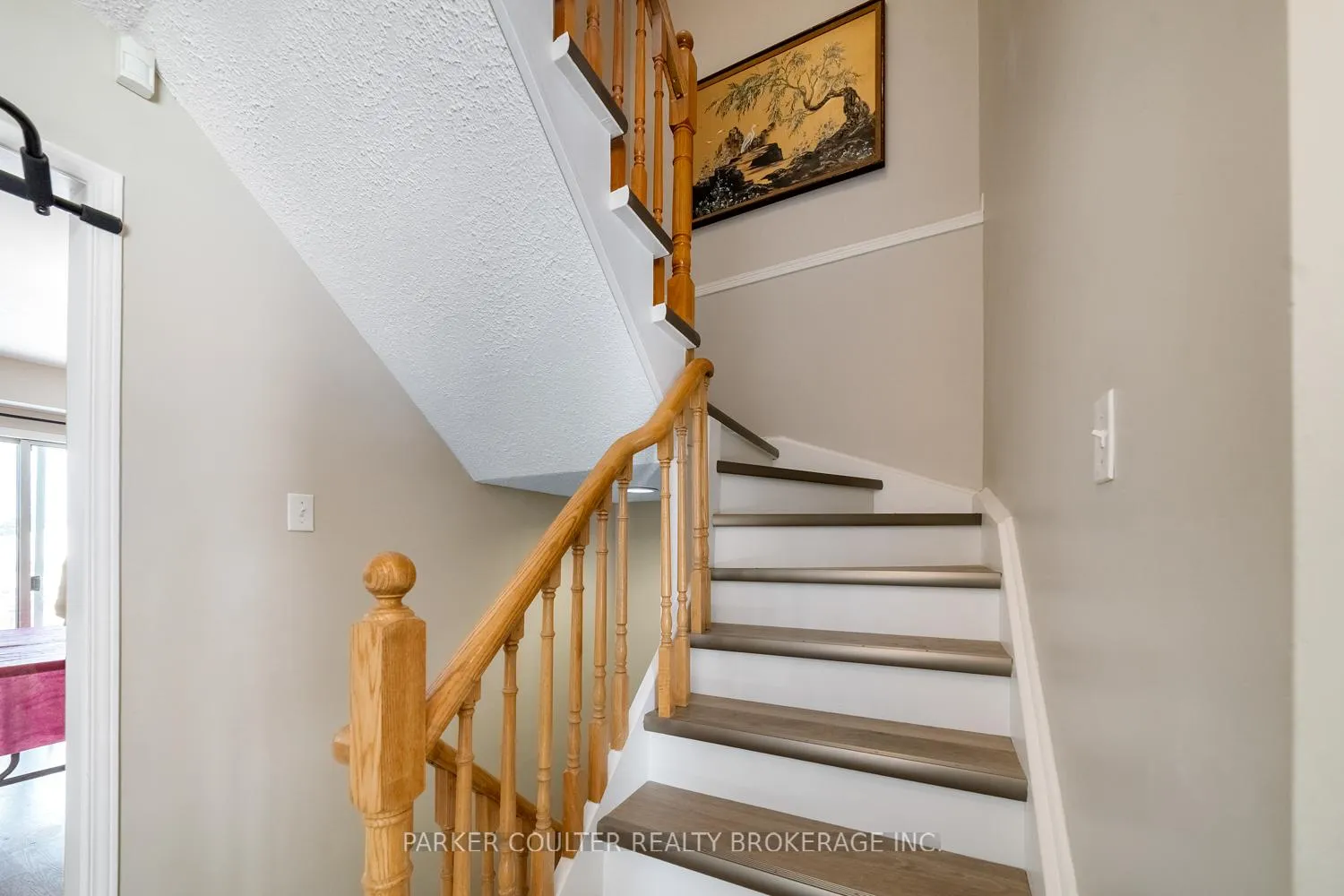 Photo 24 of 82 Barre Drive, Barrie, Painswick North — HOMEH