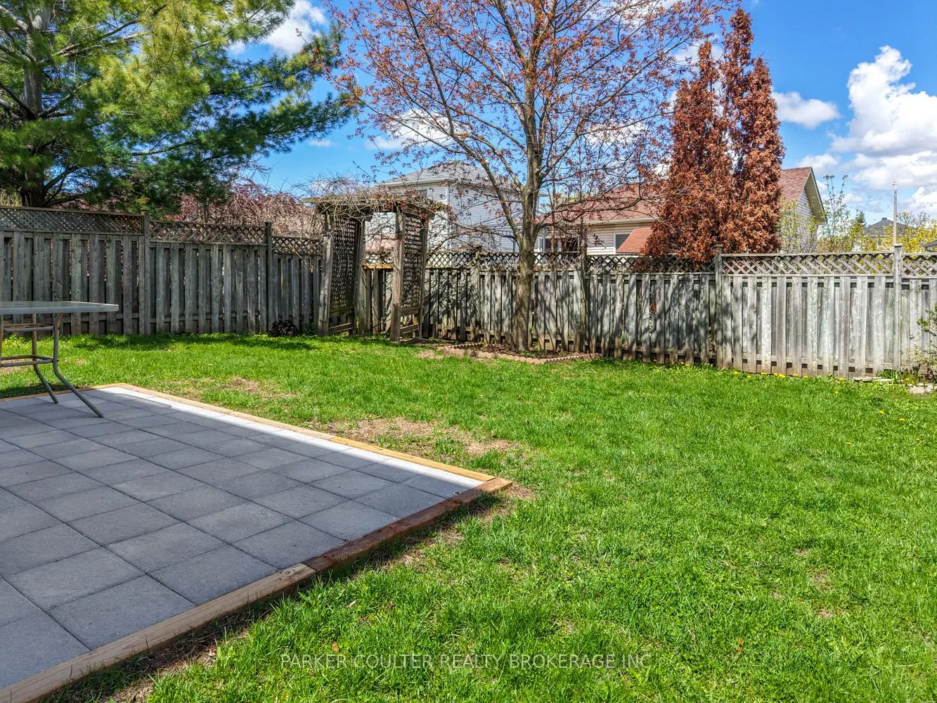 Photo 36 of 82 Barre Drive, Barrie, Painswick North — HOMEH