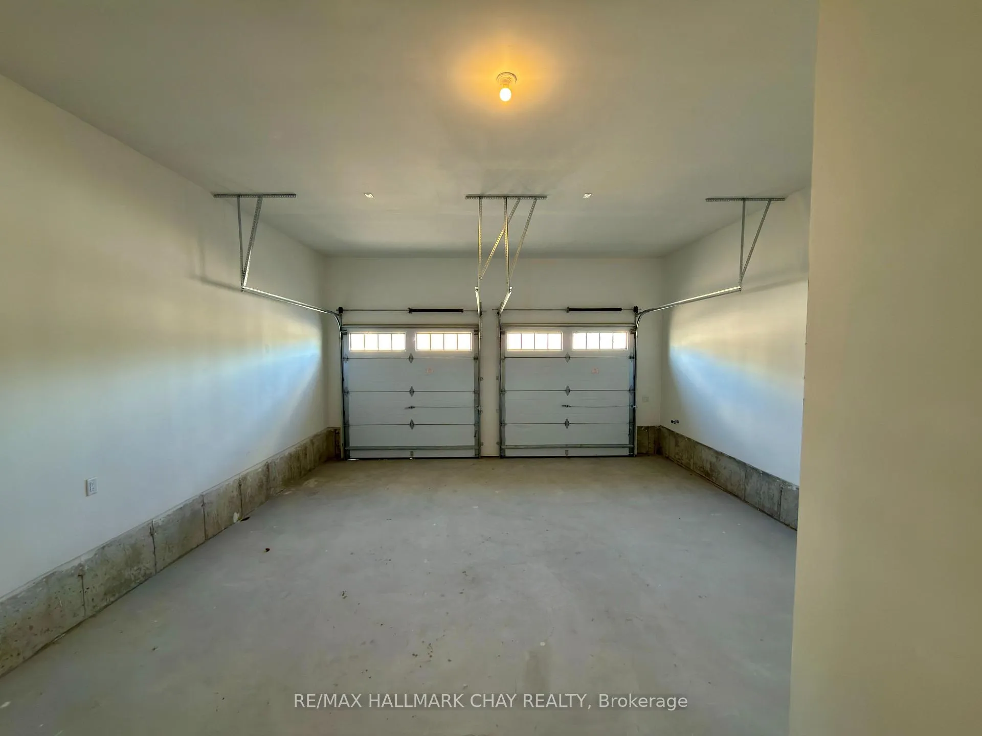 Photo 36 of 2 Pinetree Drive, Oro-Medonte, Rural Oro-Medonte — HOMEH