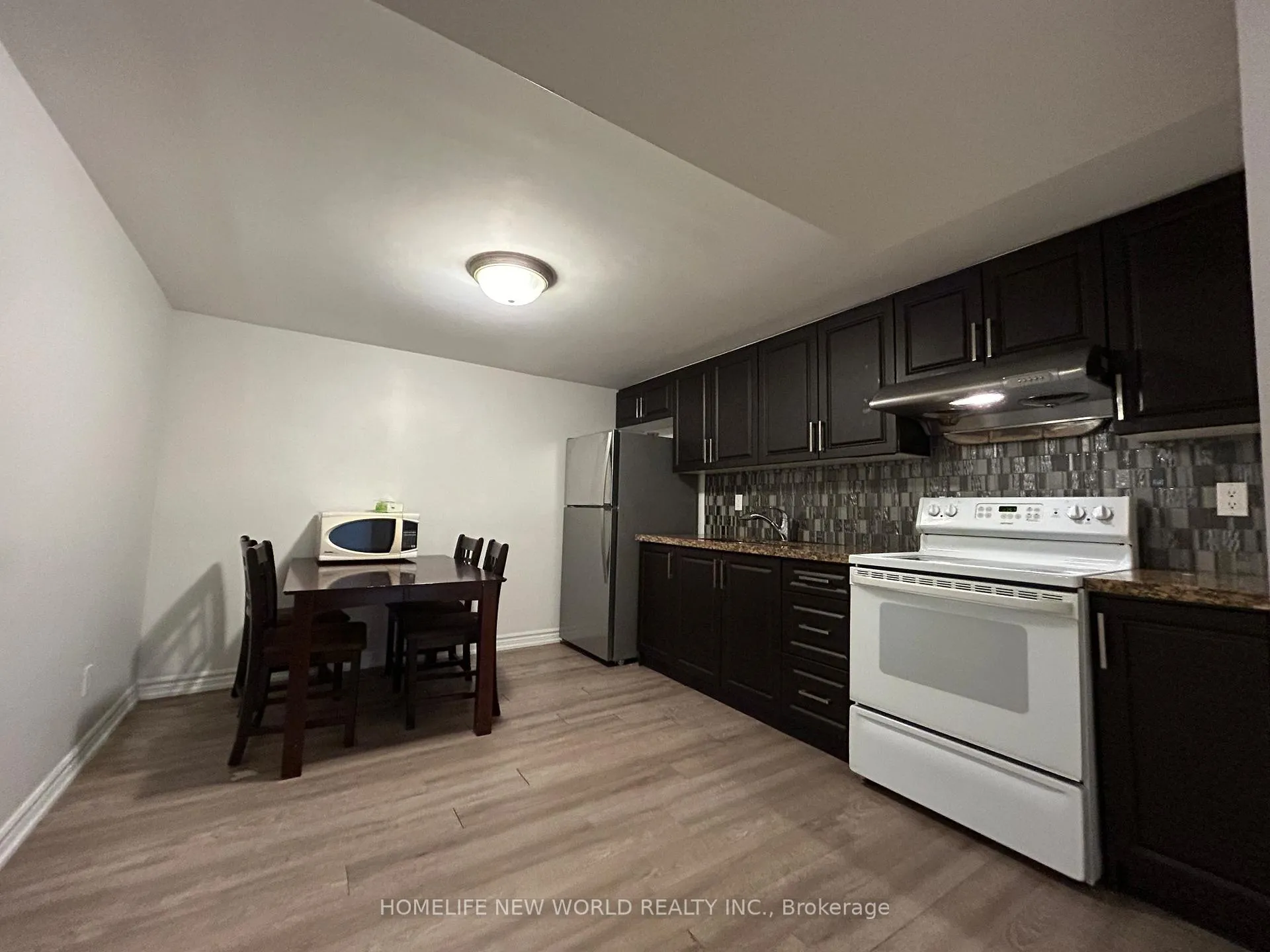 Photo 11 of 91 Pepperell Crescent, Markham, Milliken Mills West — HOMEH