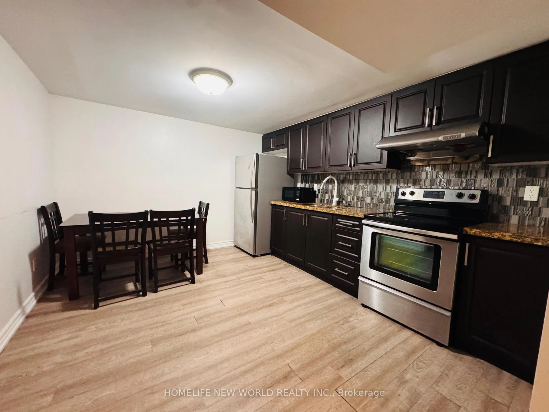 Photo 2 of 91 Pepperell Crescent, Markham, Milliken Mills West — HOMEH