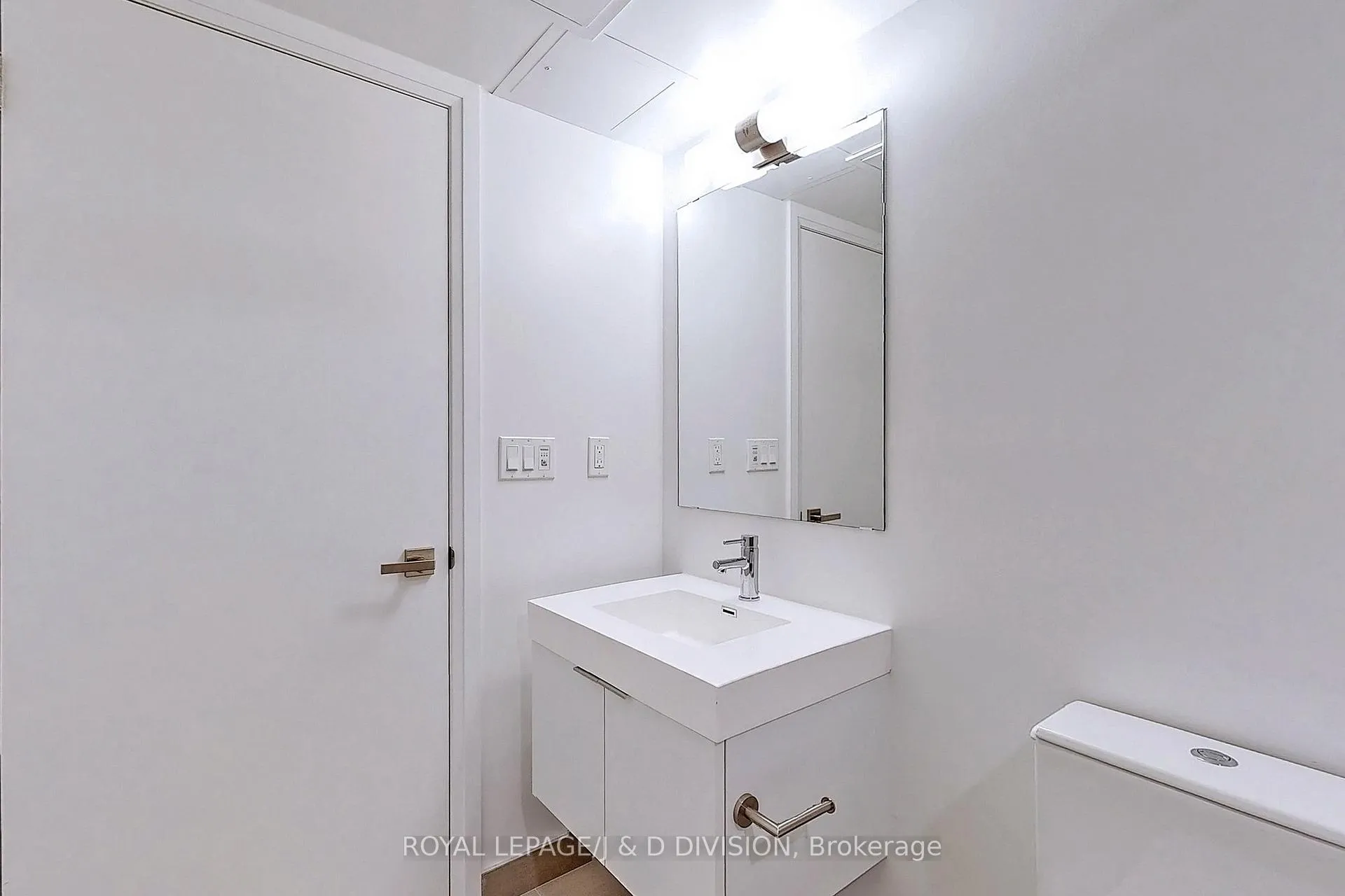 Photo 15 of Unit 311, 99 Foxbar Road, Toronto, Yonge-St. Clair — HOMEH