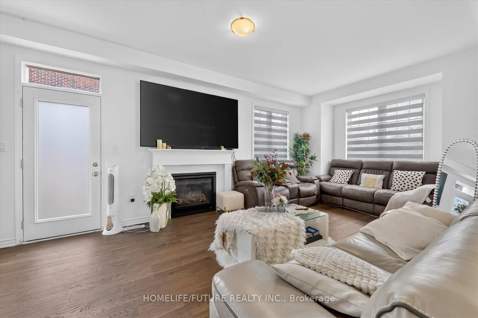 Photo 13 of 1866 Passionfruit Grove, Pickering, Rural Pickering — HOMEH