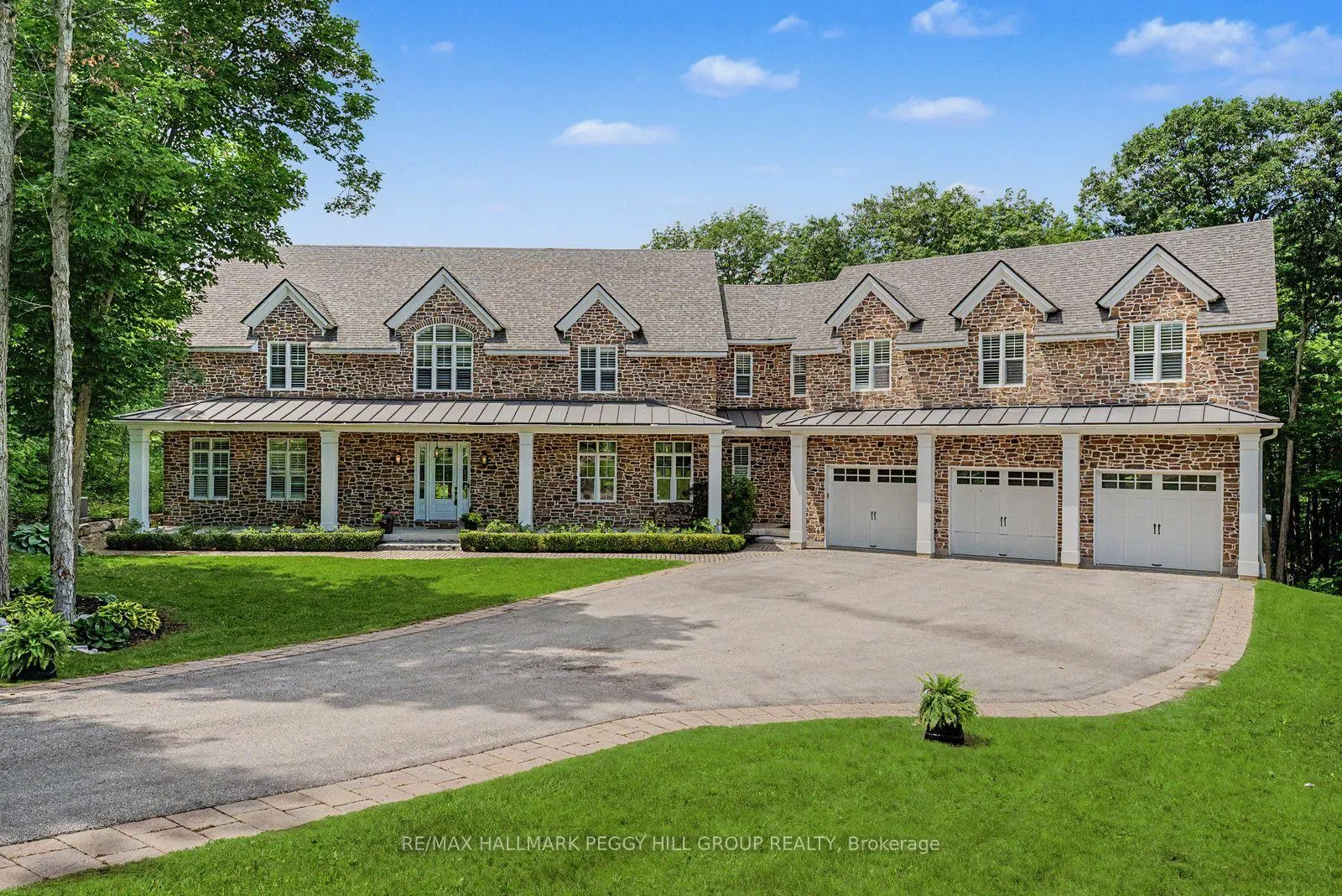 Front of 16 Heron Boulevard