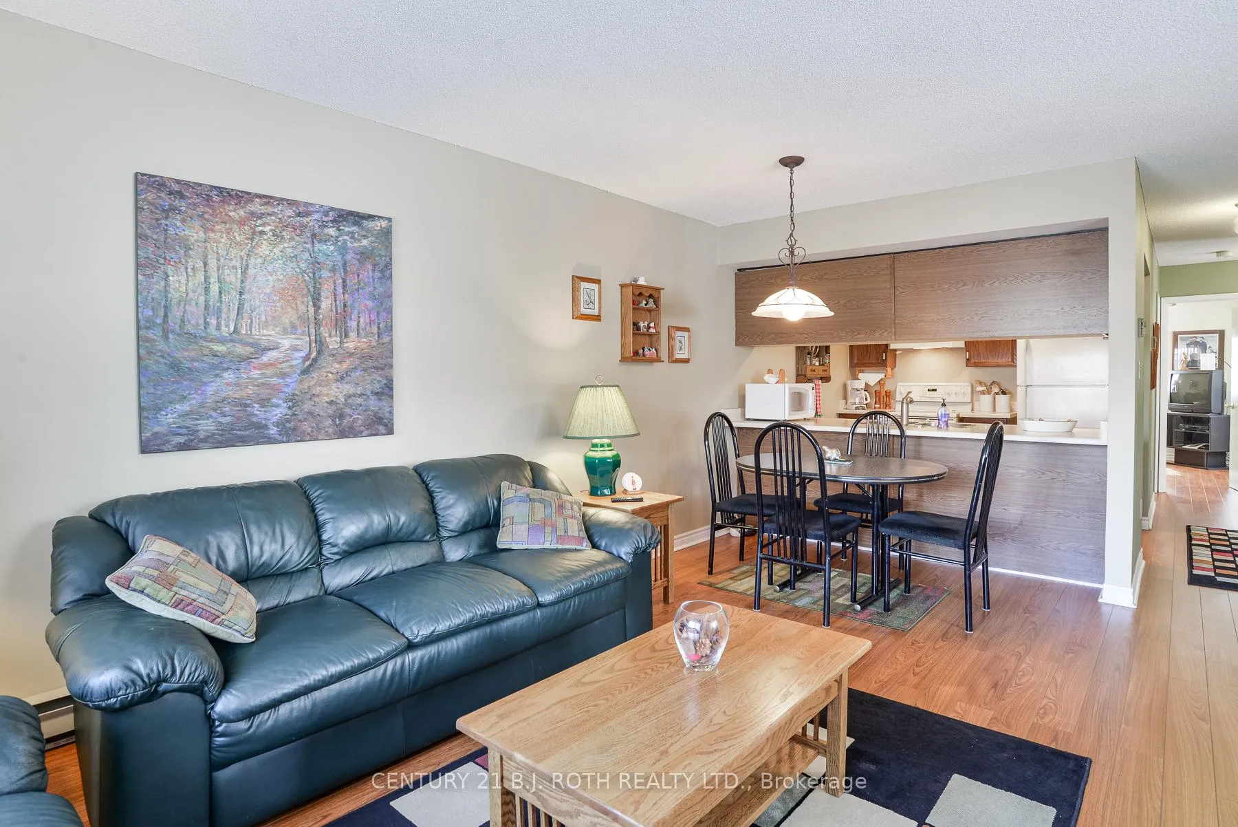 Photo 10 of Unit 1, 11 Laguna Parkway, Ramara, Brechin — HOMEH