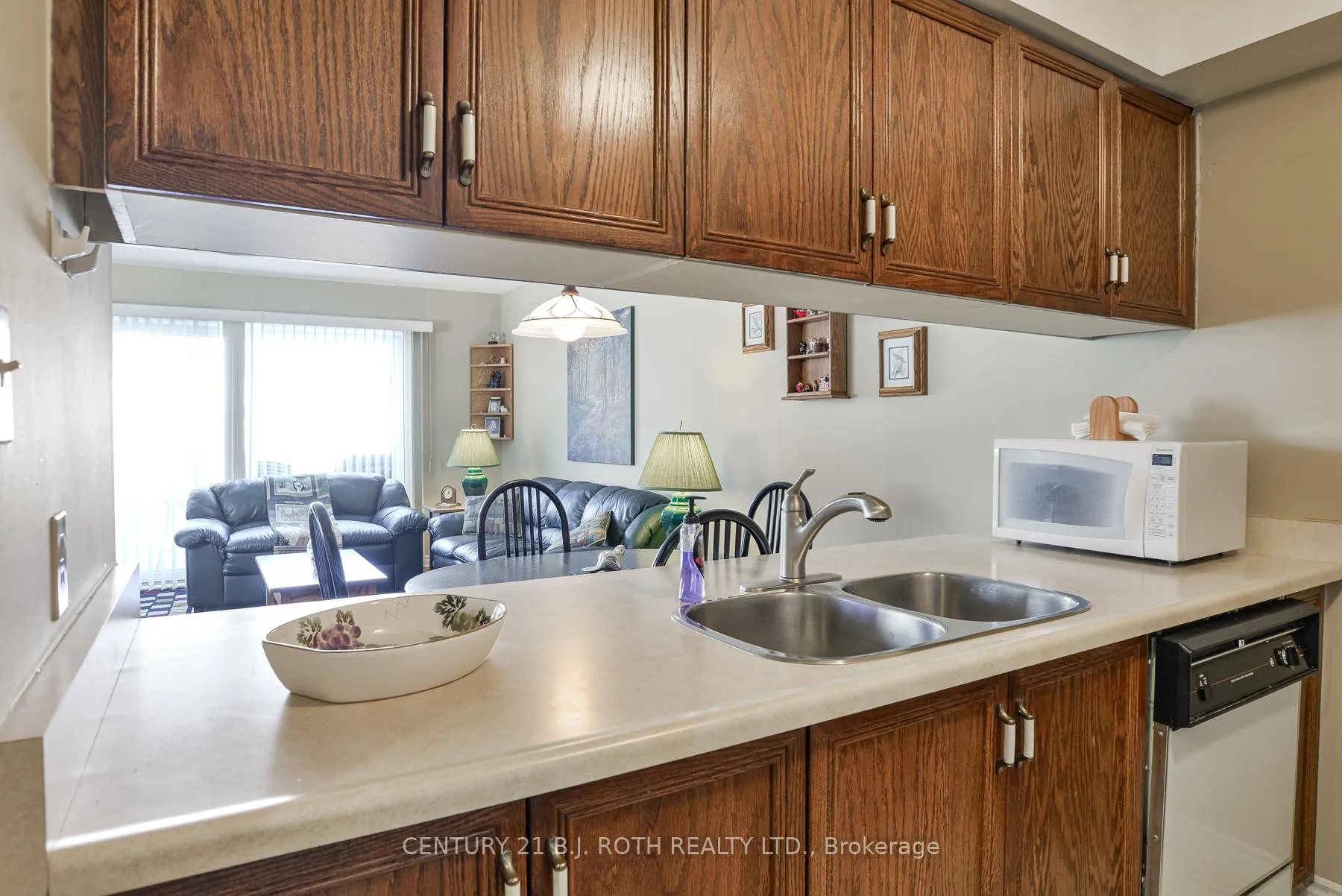 Photo 14 of Unit 1, 11 Laguna Parkway, Ramara, Brechin — HOMEH