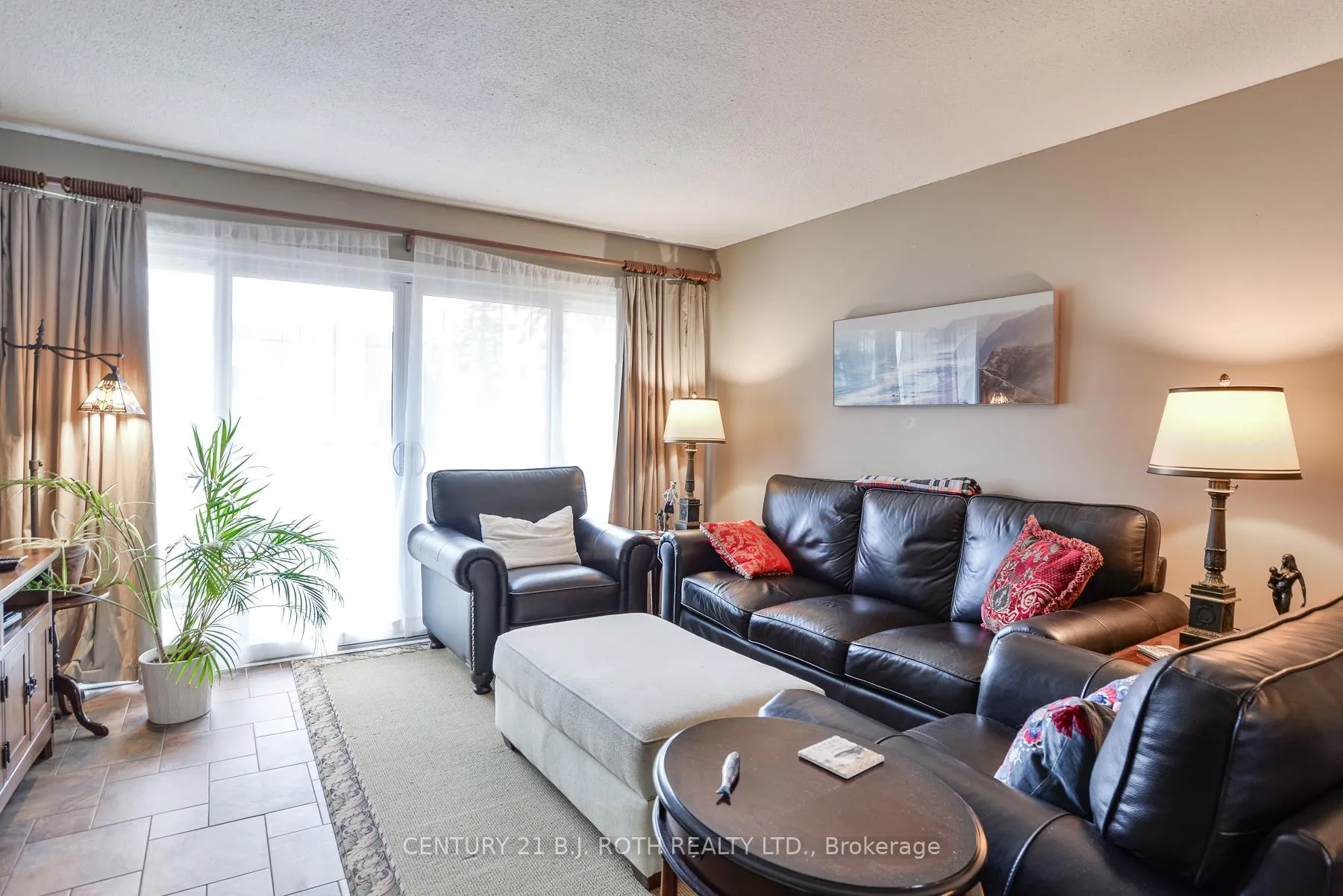 Photo 8 of Unit Unit 29, 1 Paradise Boulevard, Ramara, Rural Ramara — HOMEH