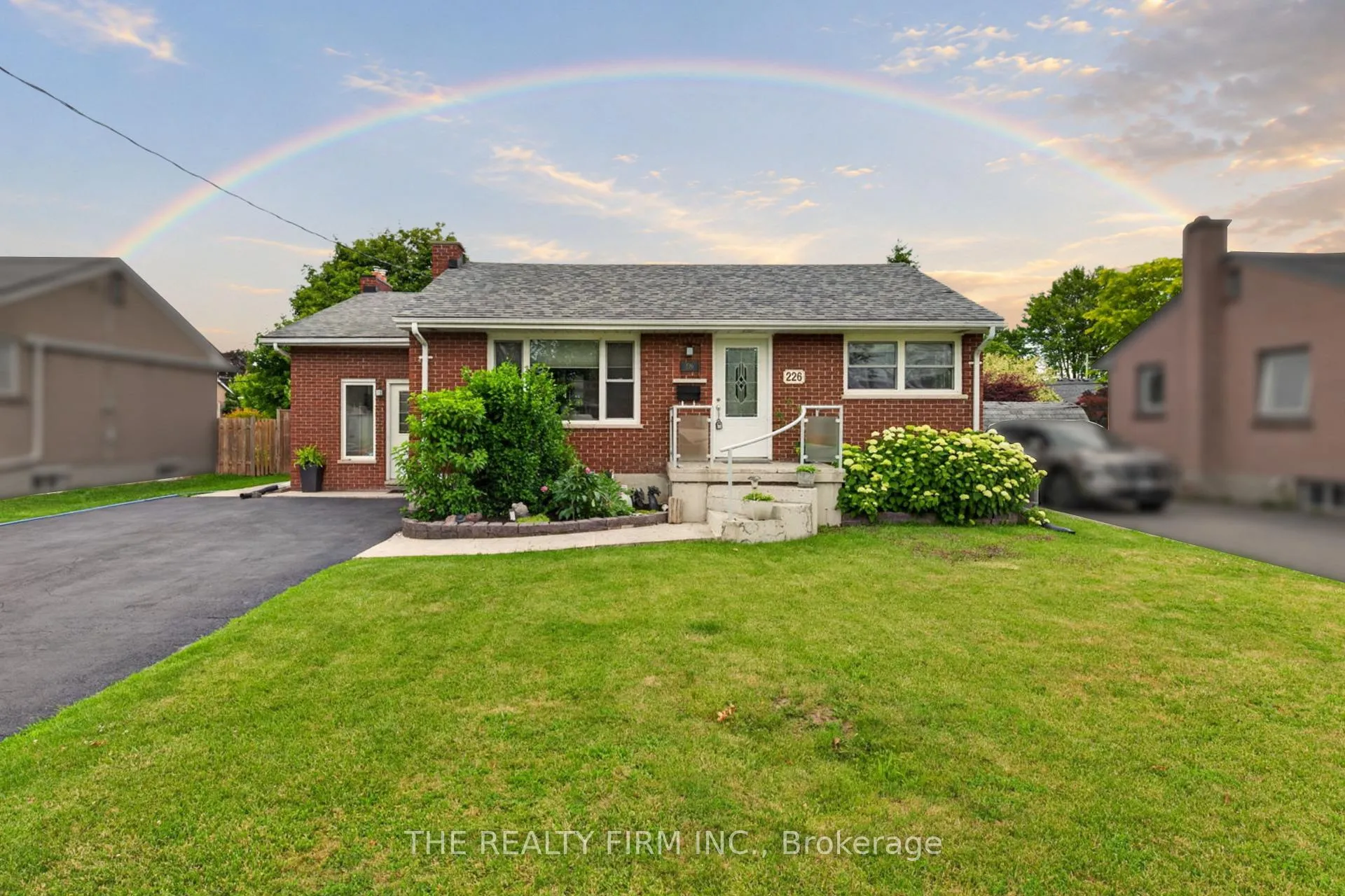 Front of 226 Rainbow Avenue