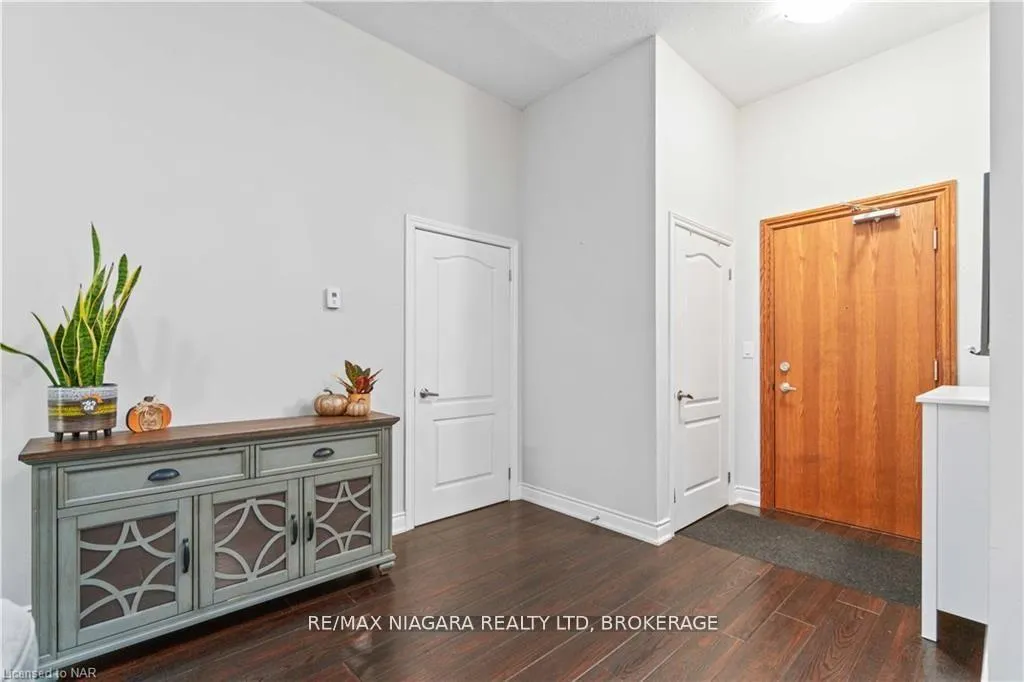 Photo 2 of Unit 132, 8111 Forest Glen Drive, Niagara Falls, Mt. Carmel — HOMEH