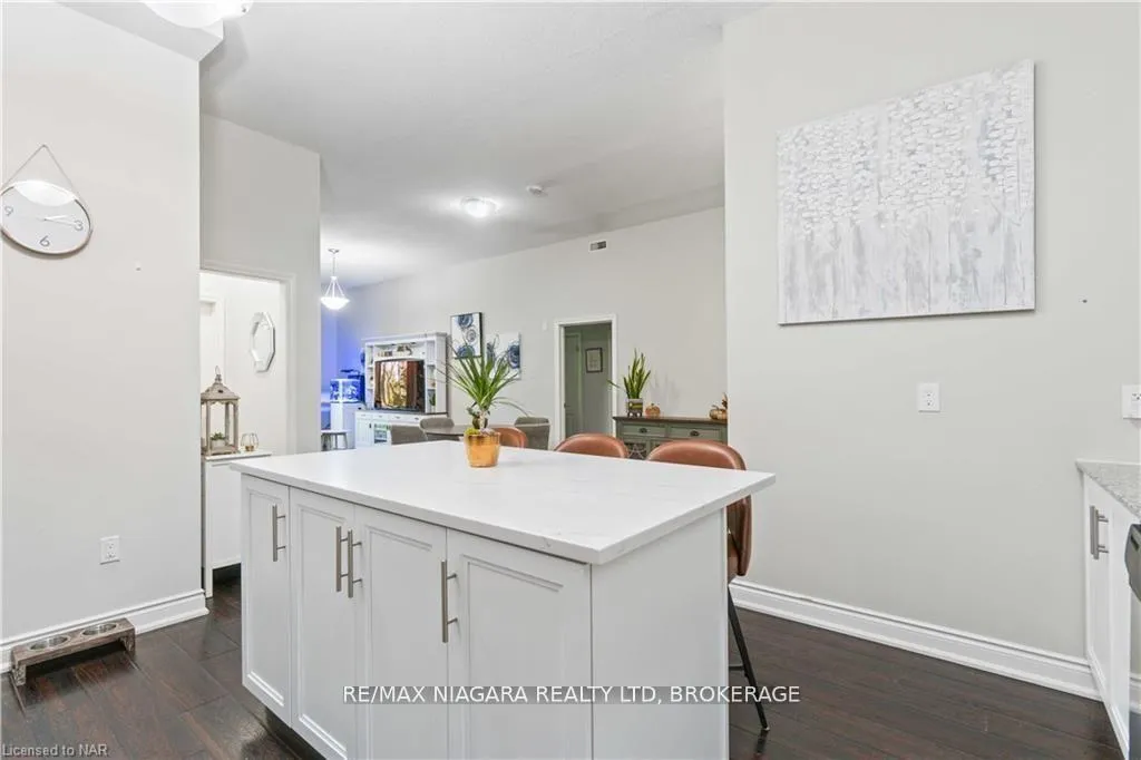 Photo 5 of Unit 132, 8111 Forest Glen Drive, Niagara Falls, Mt. Carmel — HOMEH