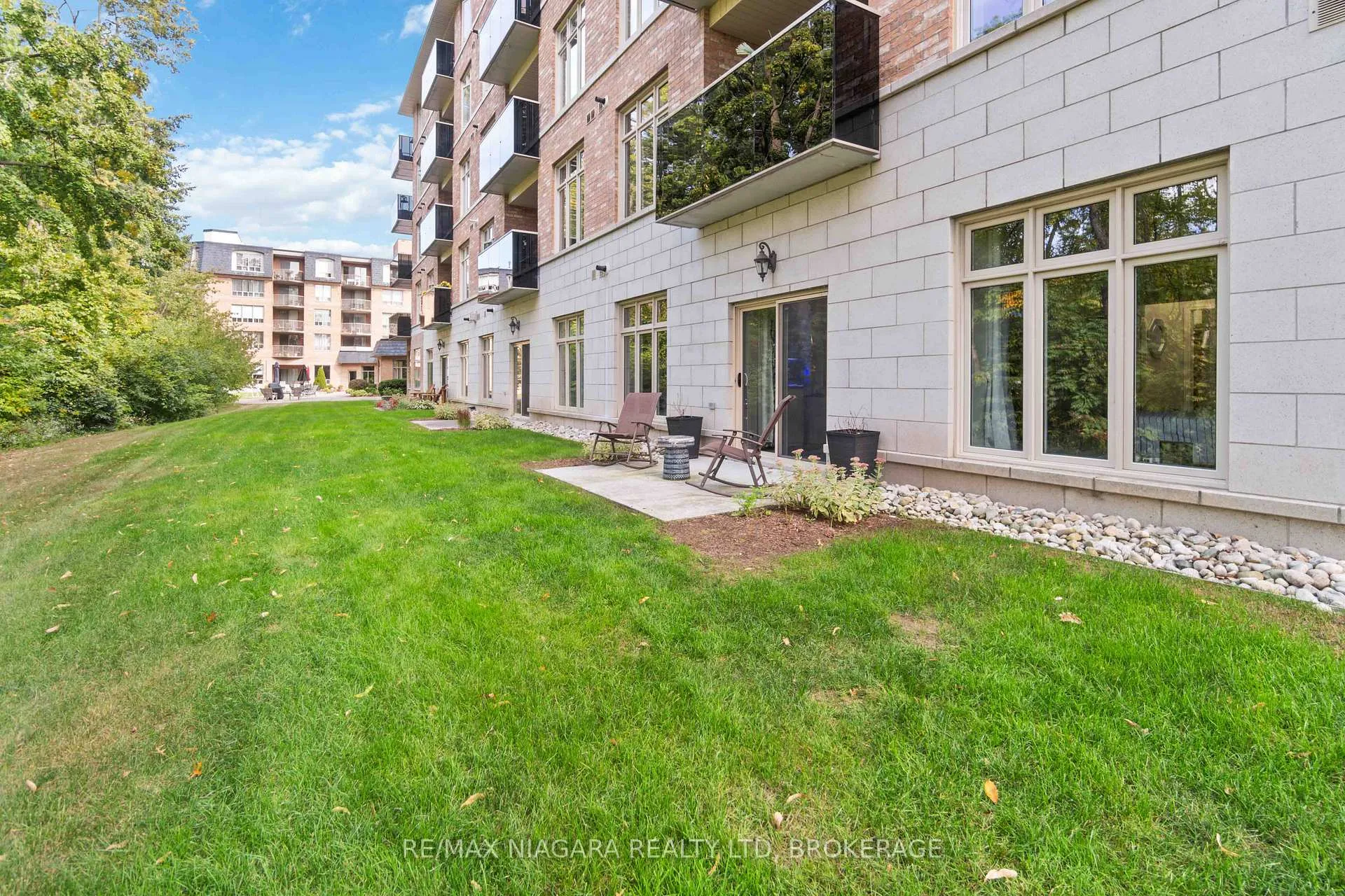 Photo 23 of Unit 132, 8111 Forest Glen Drive, Niagara Falls, Mt. Carmel — HOMEH