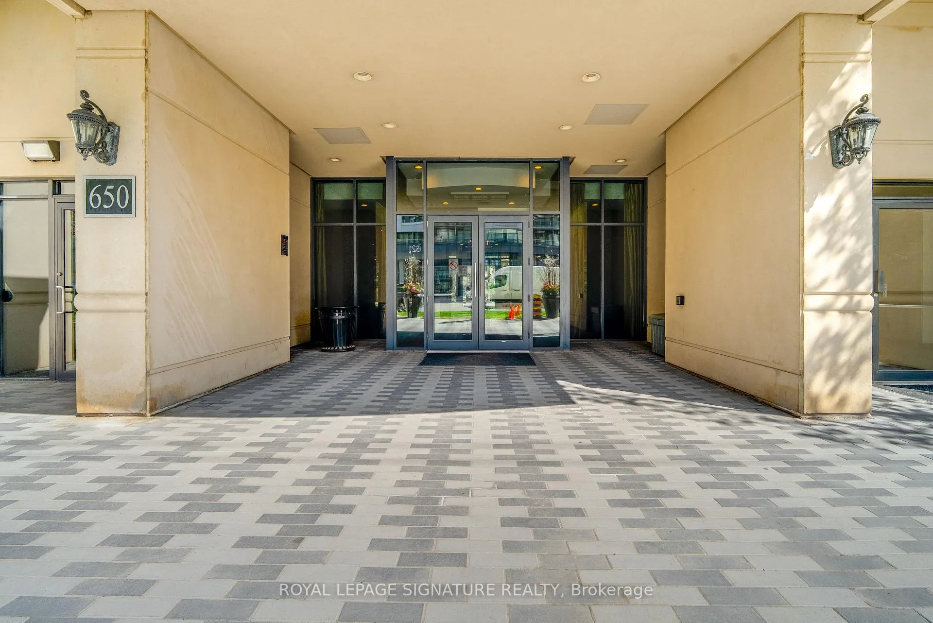 Photo 10 of Unit PH06, 650 Sheppard Avenue E, North York, Bayview Village — HOMEH