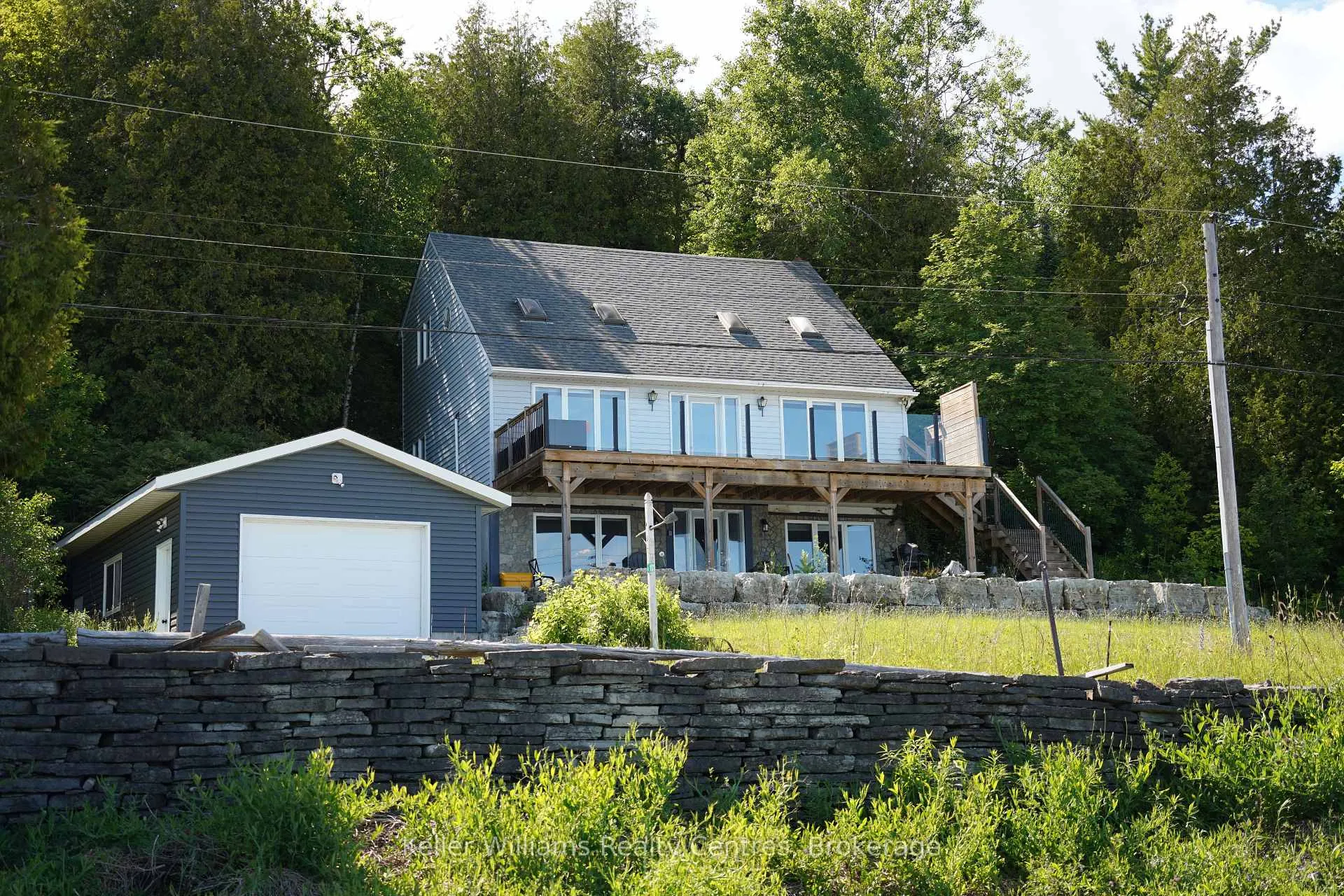 Photo of 101 North Shore Road