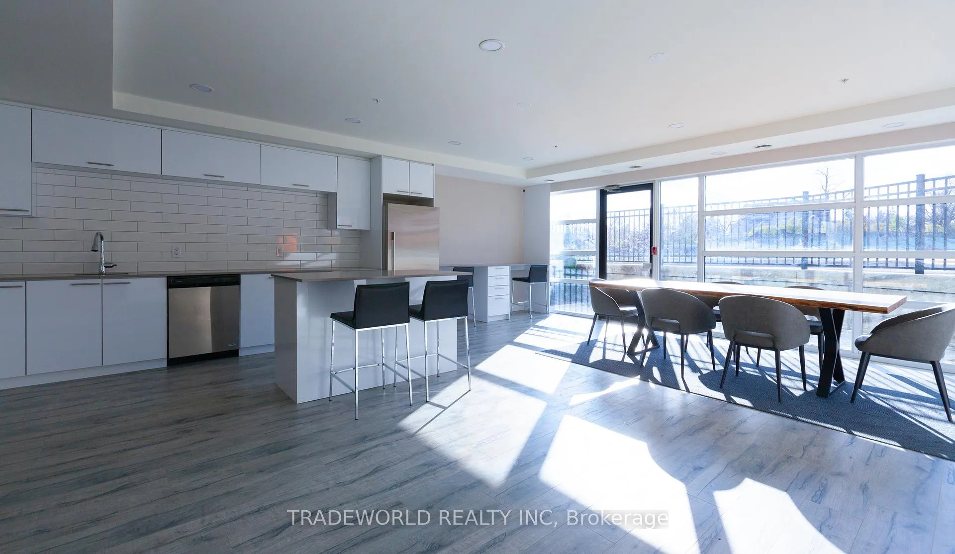 Photo 2 of Unit 619, 15 Prince Albert Boulevard, Kitchener, Mount Hope Huron Park — HOMEH
