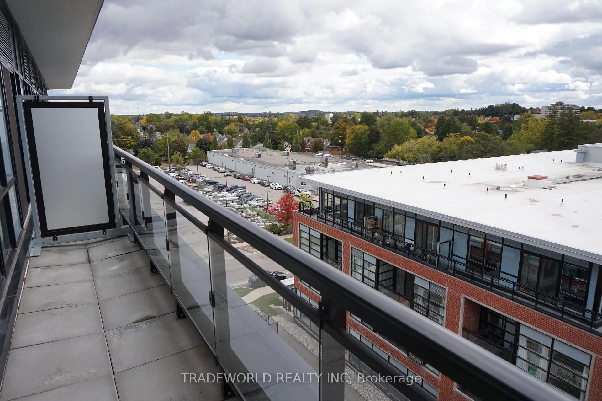 Photo 5 of Unit 619, 15 Prince Albert Boulevard, Kitchener, Mount Hope Huron Park — HOMEH
