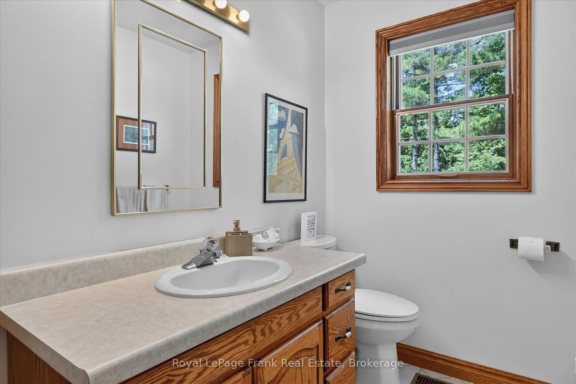 Photo 31 of 61 Napier Crescent, North Kawartha — HOMEH