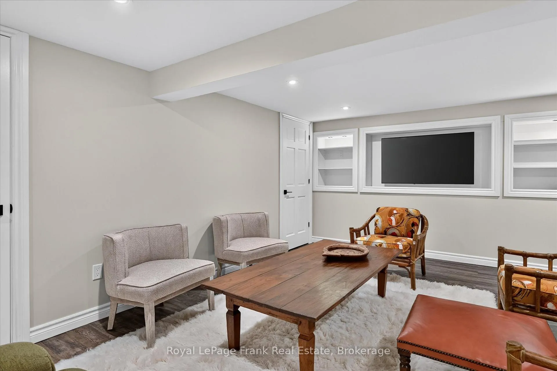 Photo 35 of 61 Napier Crescent, North Kawartha — HOMEH