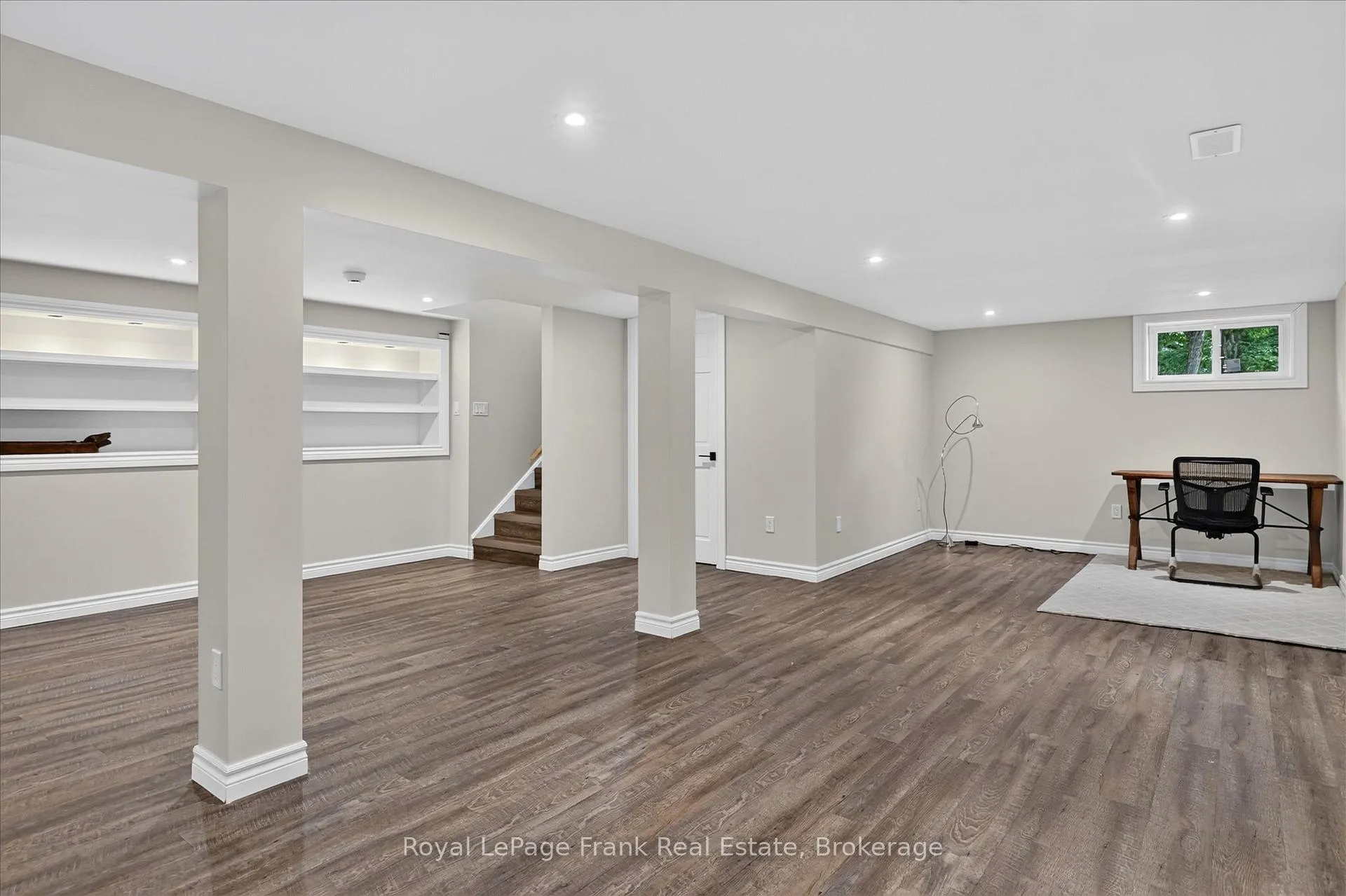 Photo 36 of 61 Napier Crescent, North Kawartha — HOMEH