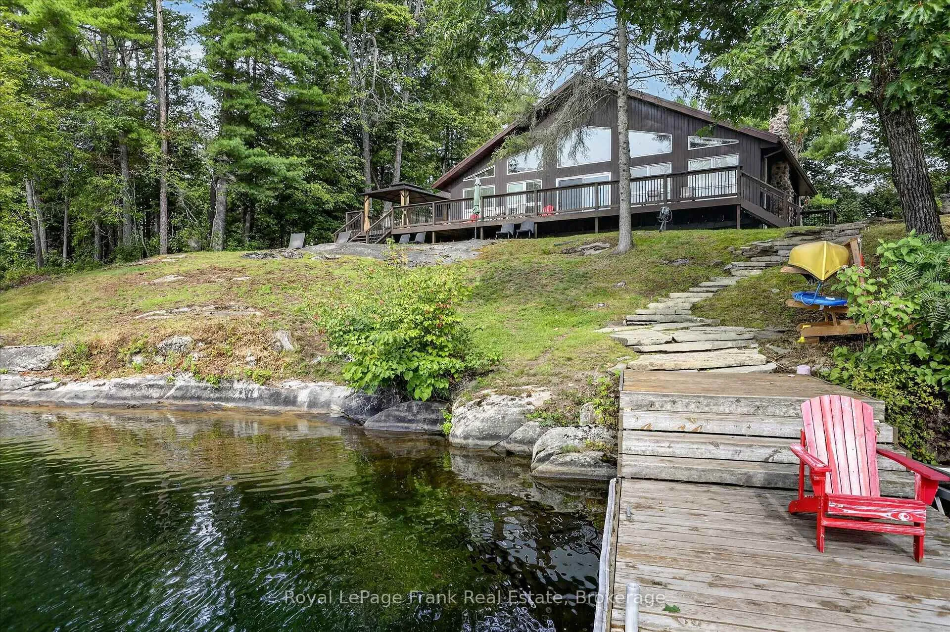 Photo 6 of 61 Napier Crescent, North Kawartha — HOMEH