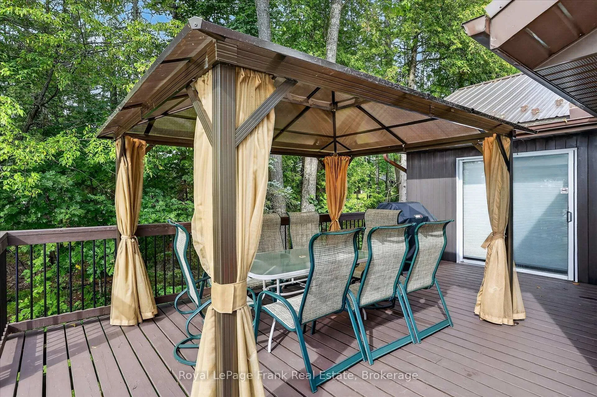 Photo 27 of 61 Napier Crescent, North Kawartha — HOMEH
