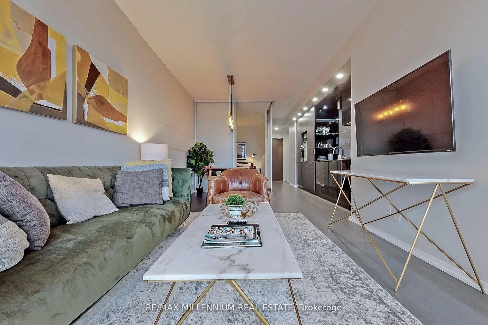 Photo 8 of Unit 5101, 70 Temperance Street, Toronto, Waterfront Communities — HOMEH