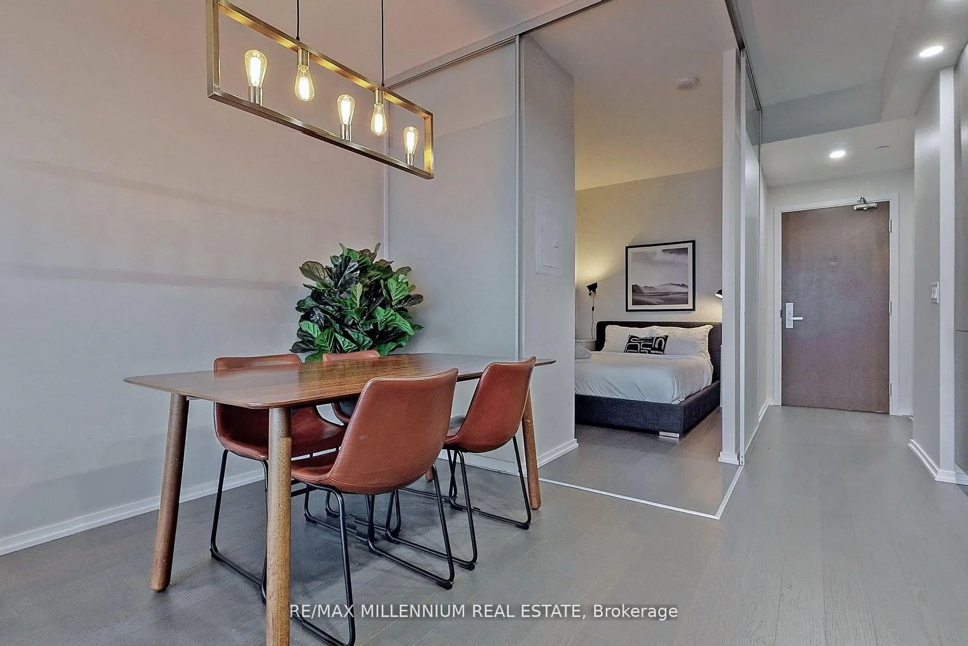 Photo 9 of Unit 5101, 70 Temperance Street, Toronto, Waterfront Communities — HOMEH