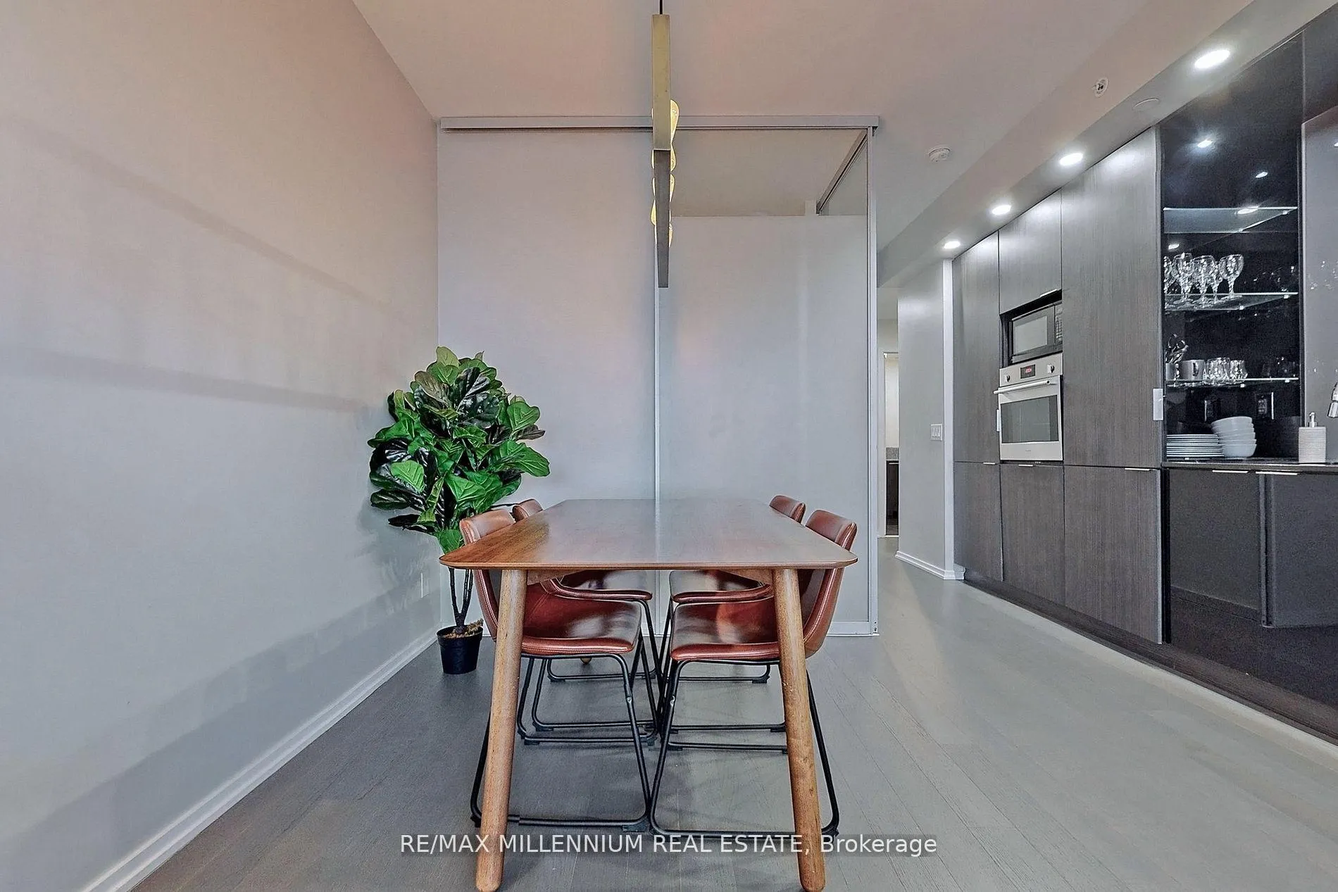 Photo 13 of Unit 5101, 70 Temperance Street, Toronto, Waterfront Communities — HOMEH
