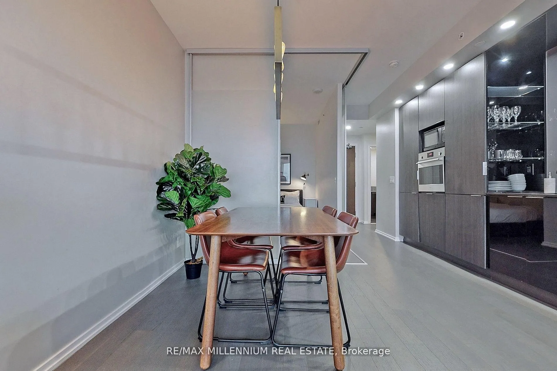 Photo 14 of Unit 5101, 70 Temperance Street, Toronto, Waterfront Communities — HOMEH